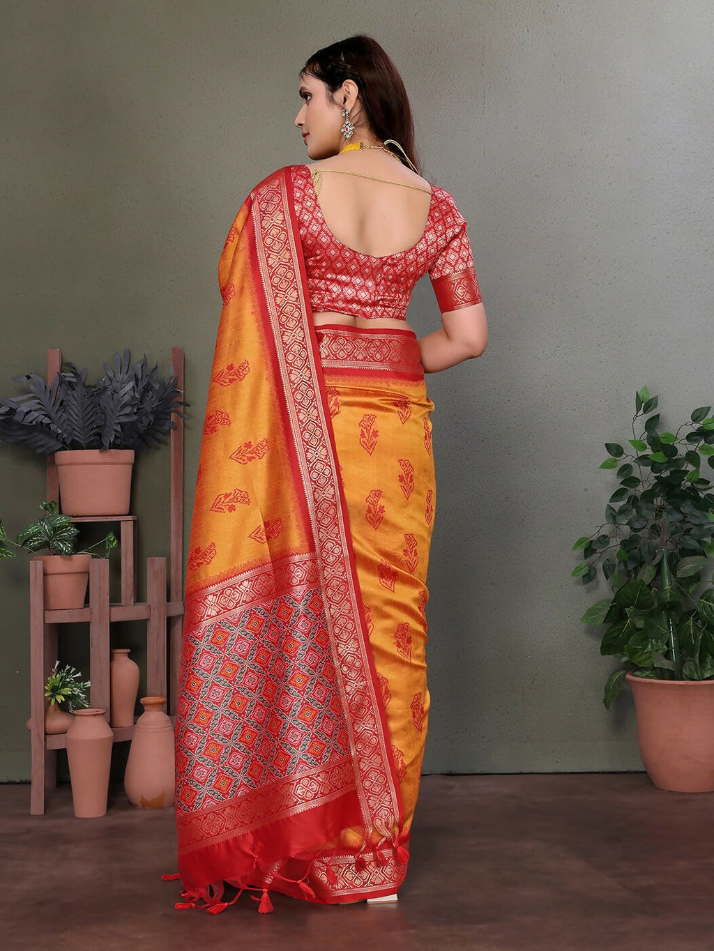 Orange Banarasi Silk Saree with Woven Design & Blouse Piece
