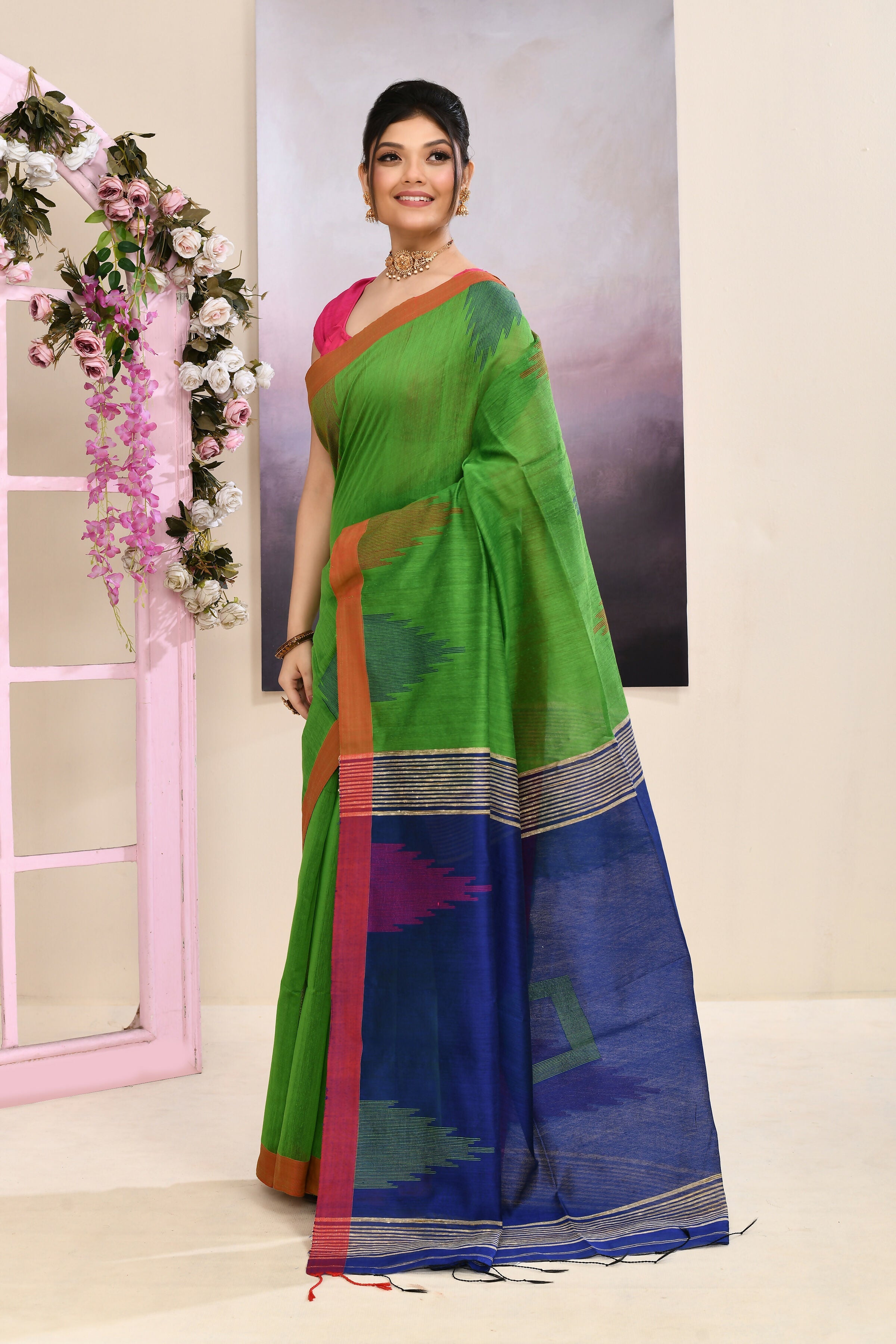 Green Jamdani Saree with Traditional Temple Border