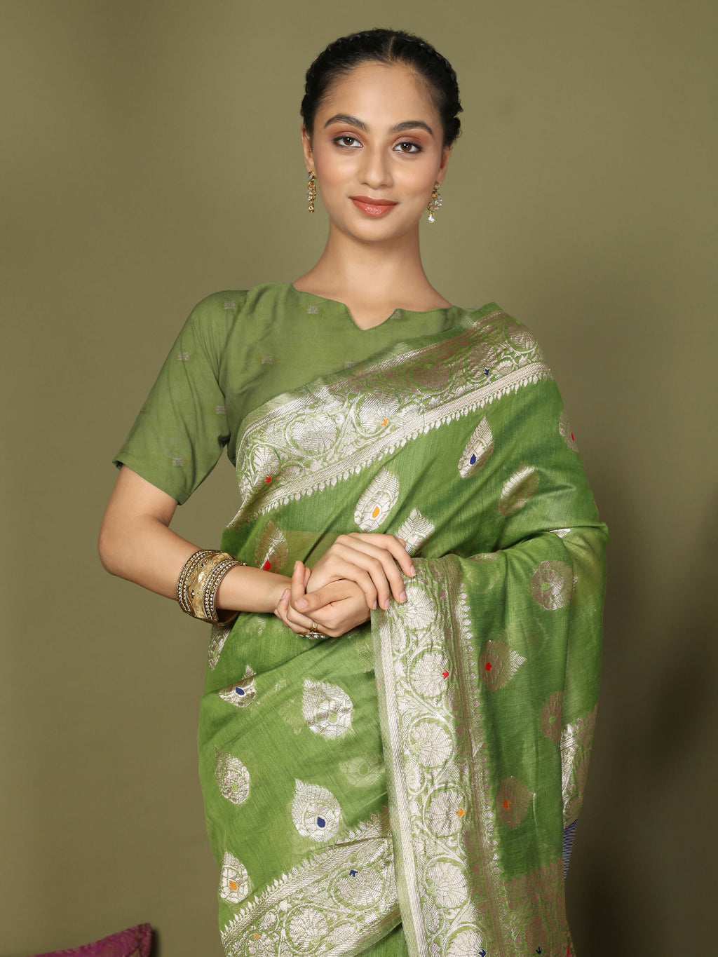 Elegant Green Linen Cotton Saree with Matching Blouse