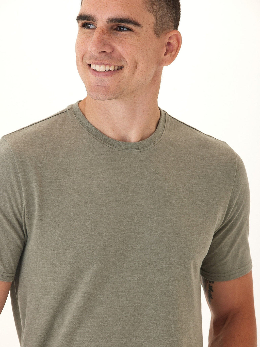 Men's Core Triblend Jersey Crew Neck Tee in Olive and Grey