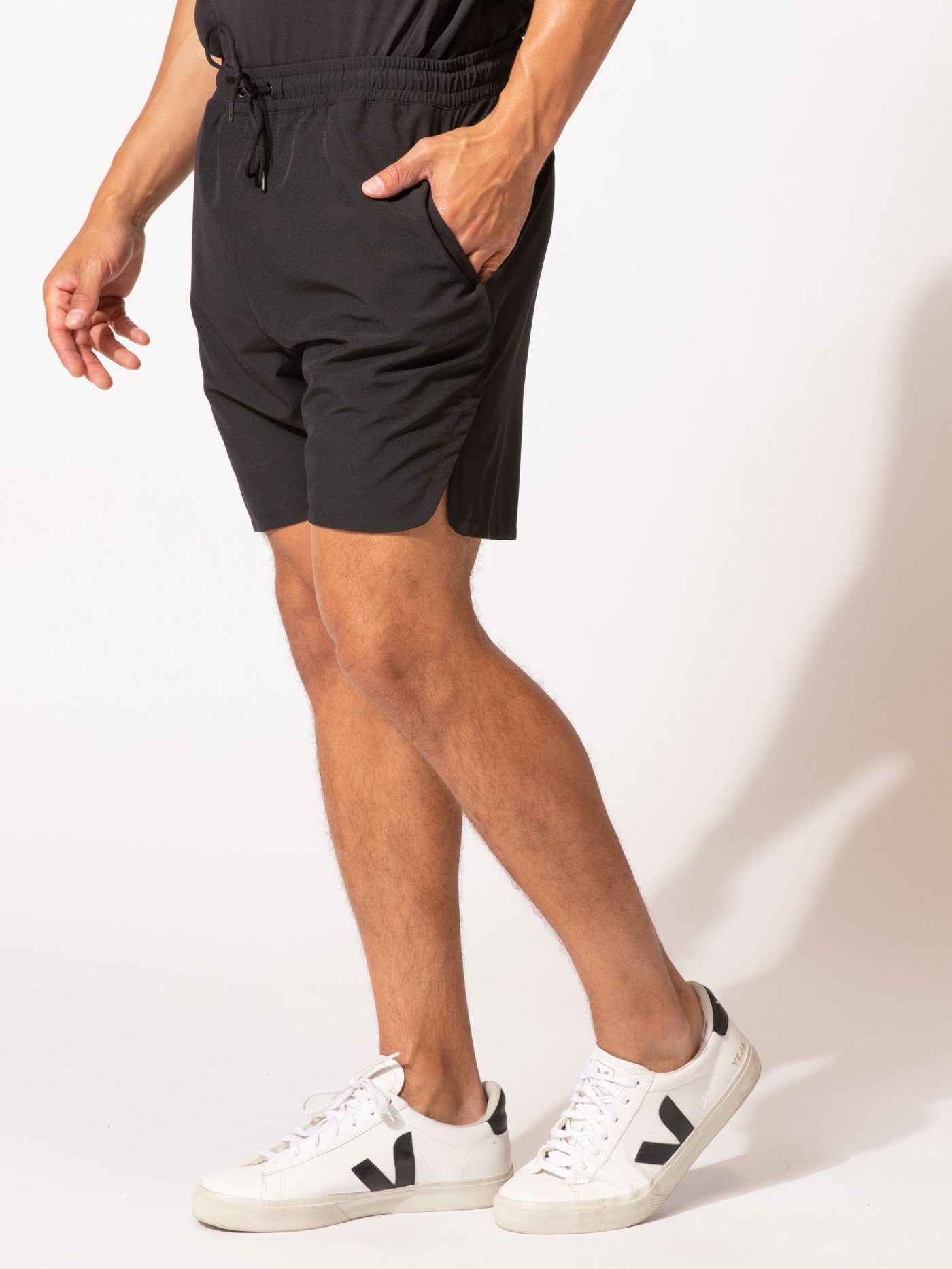 Men's 6" ReActive Athletic Training Shorts in Black