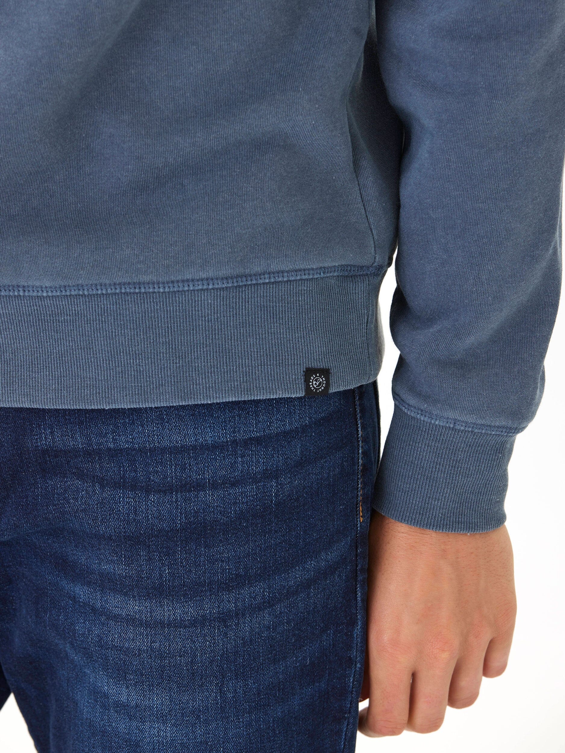 Mineral Wash Fleece Crew