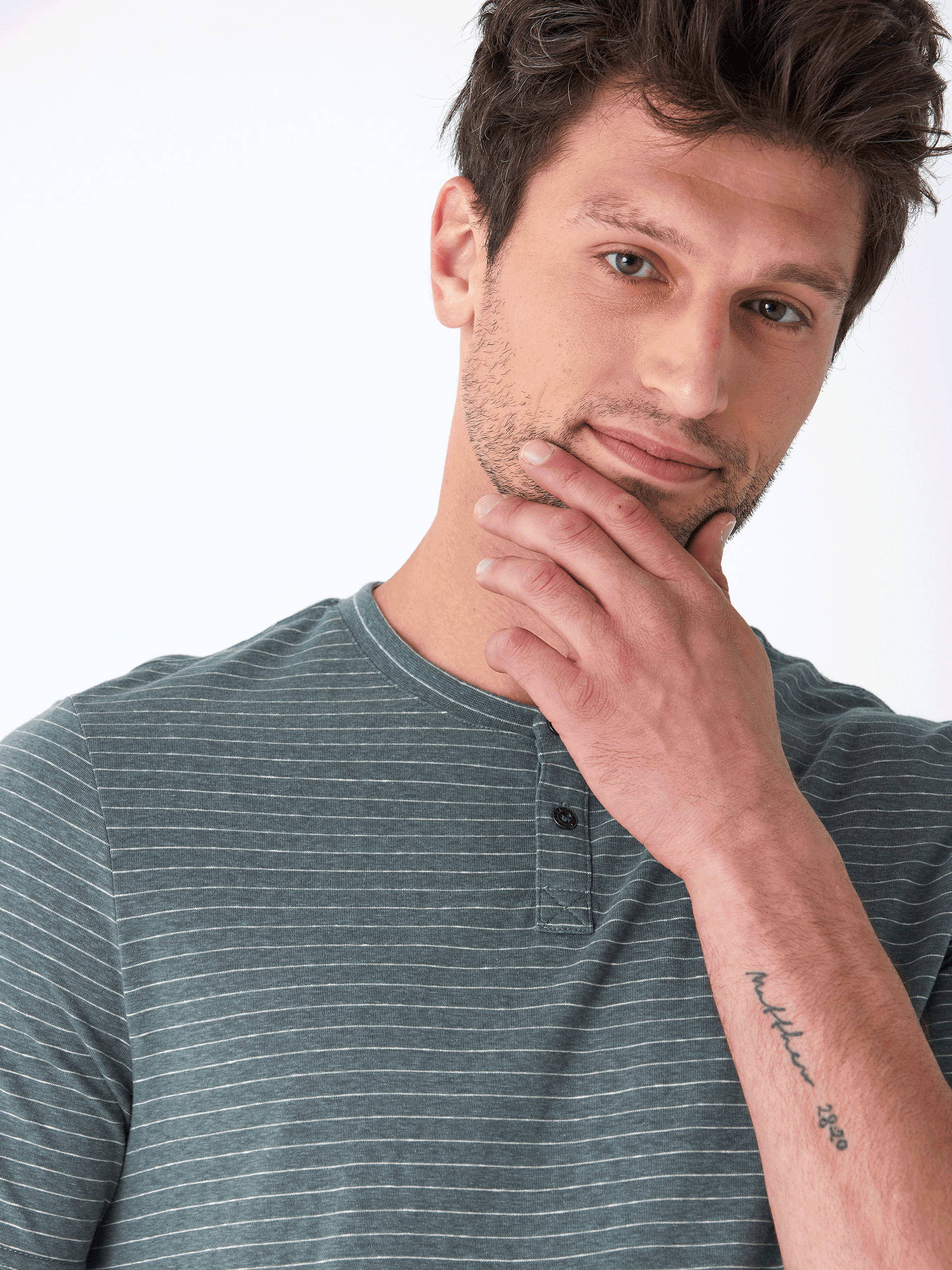 Stripe Triblend Jersey Short Sleeve Henley in Muted-Green and White