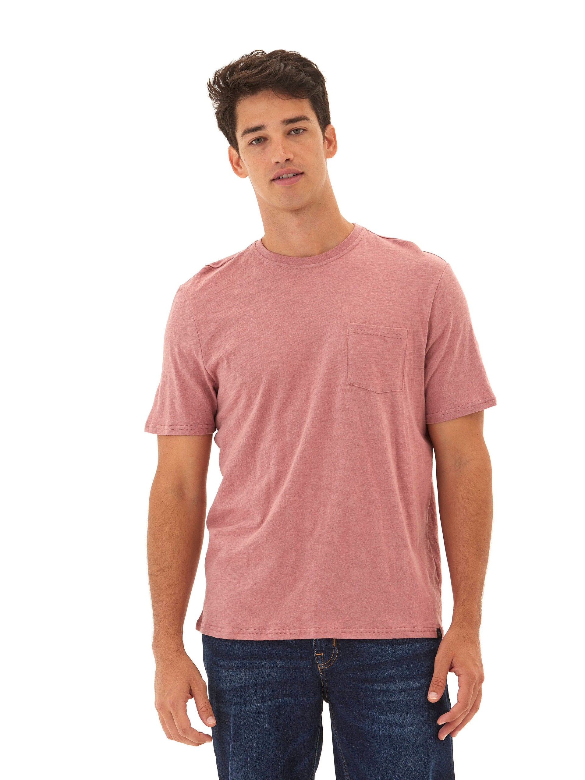 Men wearing a dusty-rose organic cotton slub jersey crew neck pocket tee