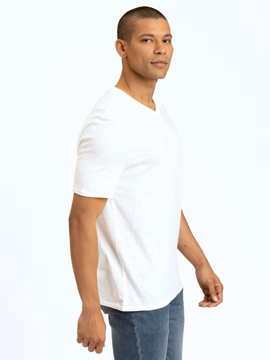 Men's Organic Cotton Slub Jersey V-Neck Tee in Crisp White