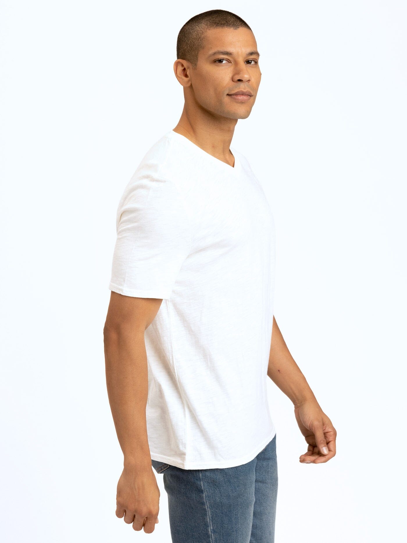 Men's Organic Cotton Slub Jersey V-Neck Tee in Crisp White