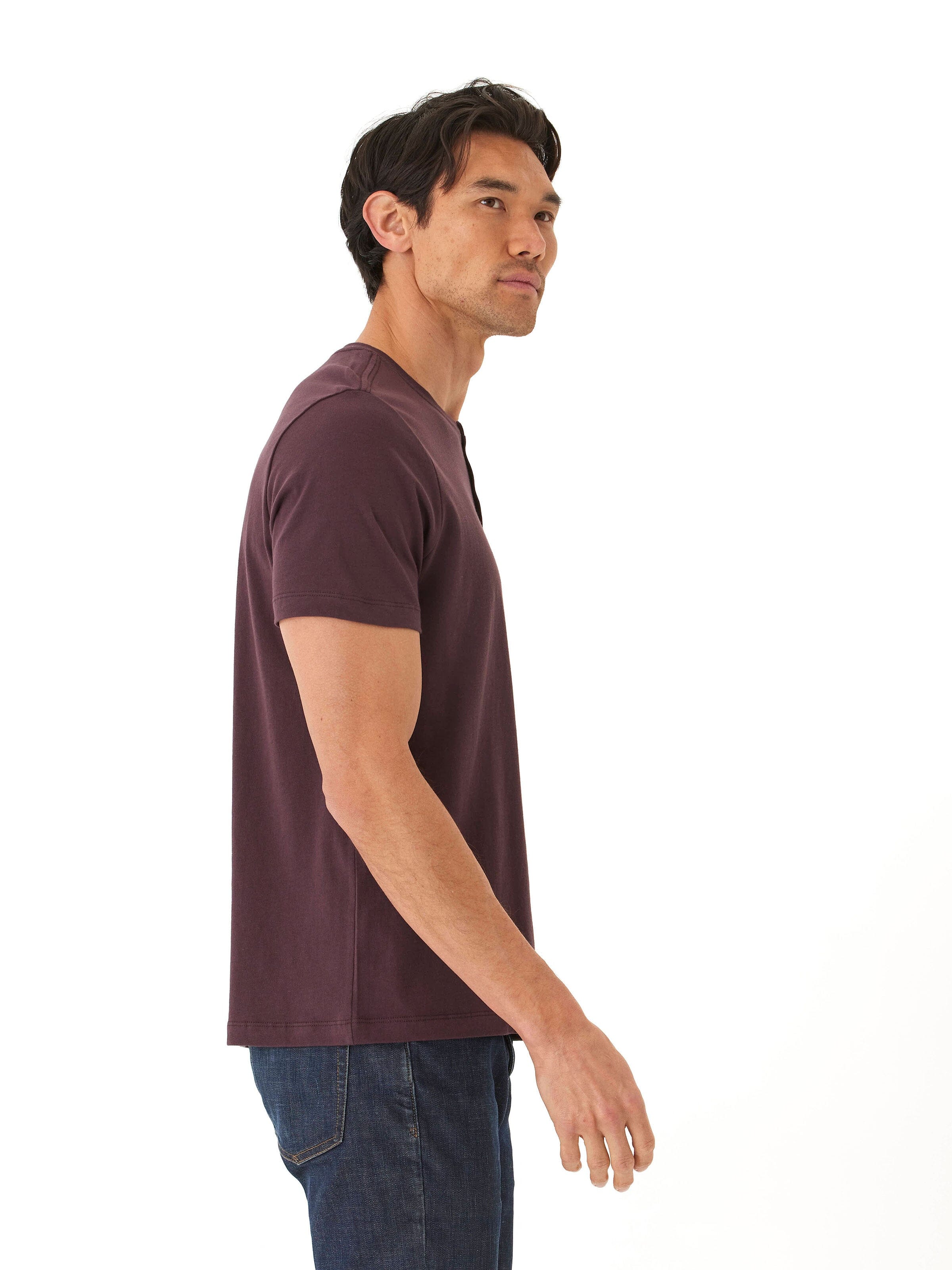 Chester Men's Organic Cotton Henley in Burgundy, Regular Fit