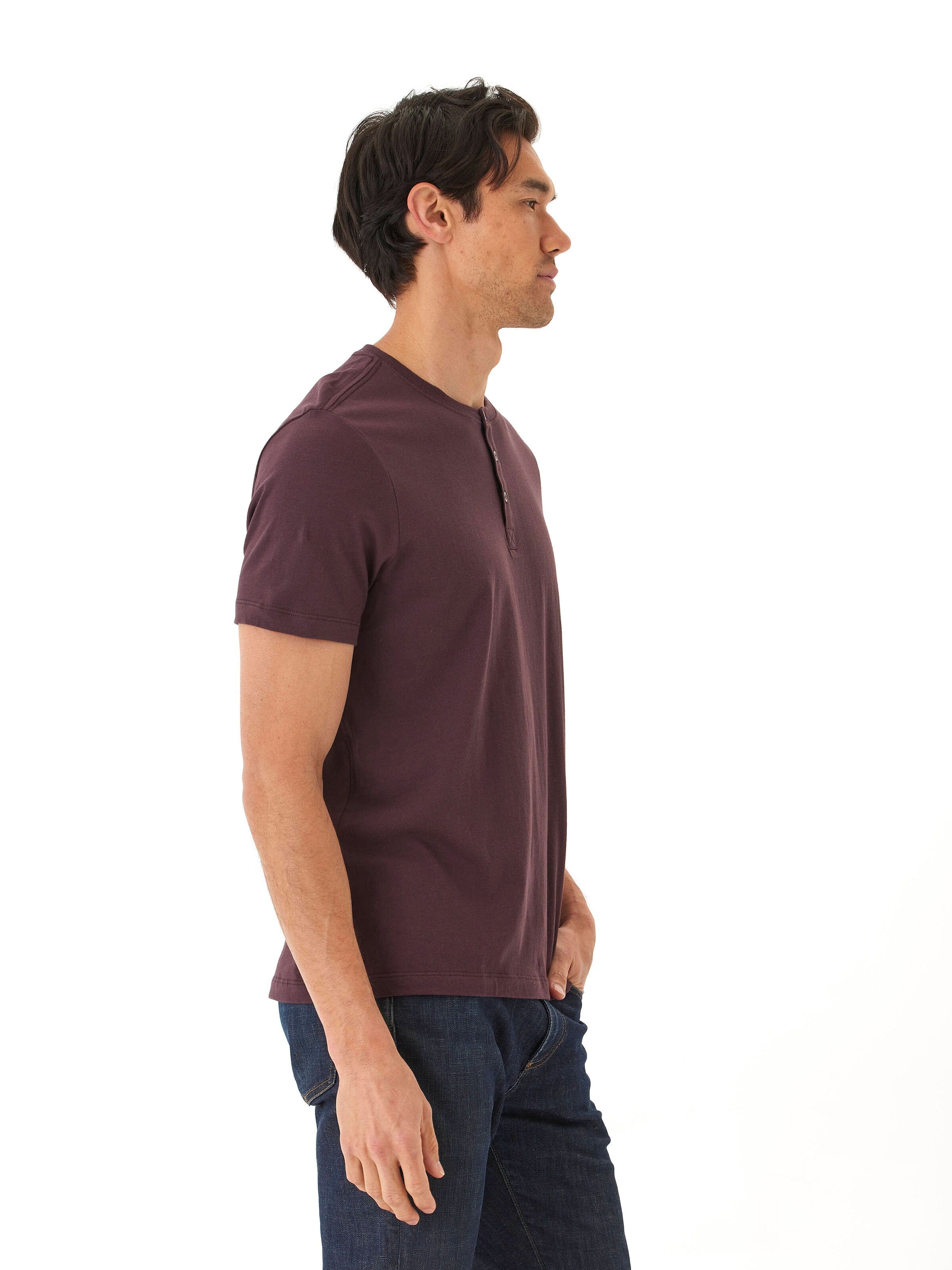 Chester Men's Organic Cotton Henley in Burgundy, Regular Fit