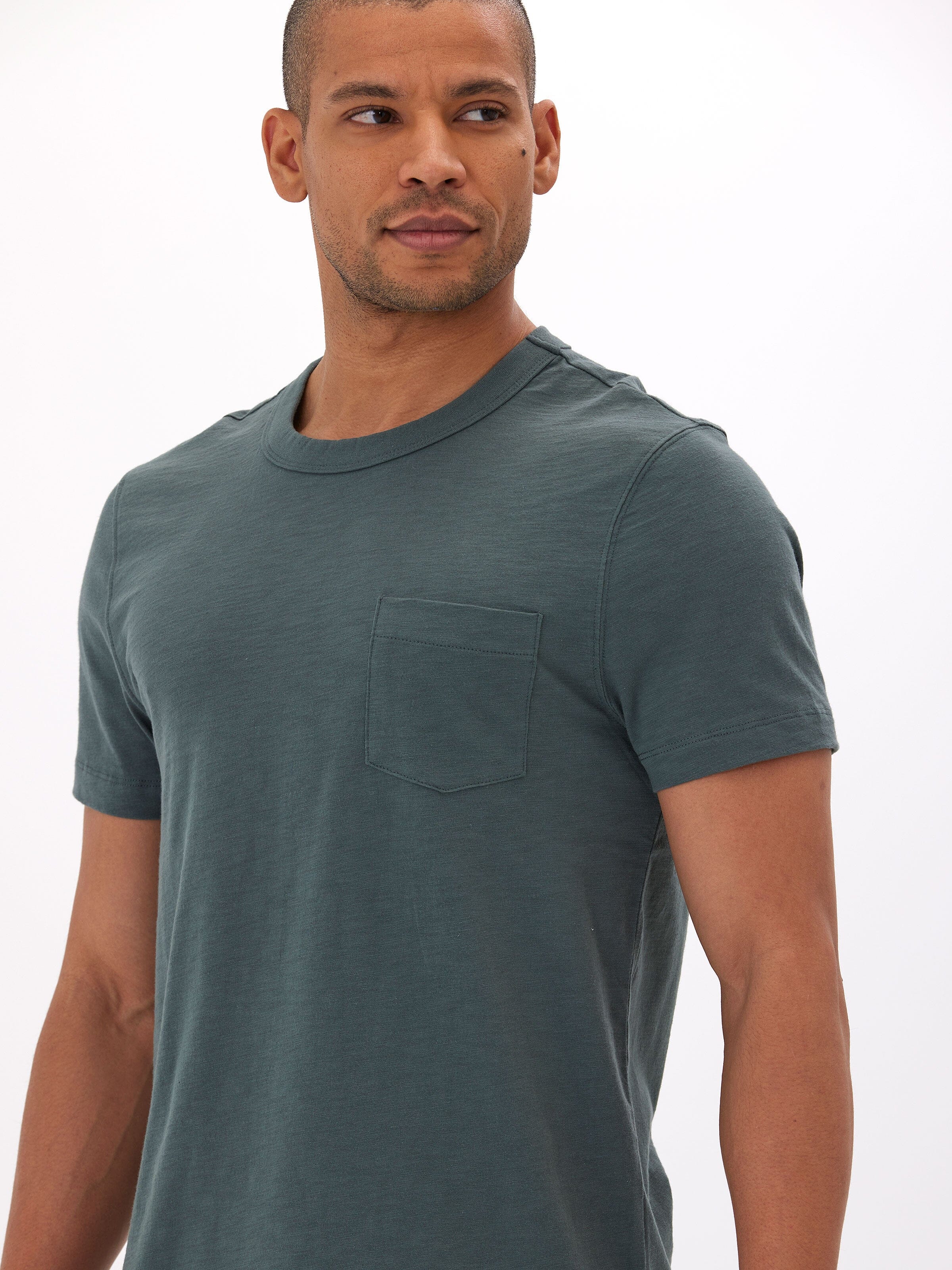 Men's Ryker Slub Jersey Pocket Tee in Teal and Dark-Green