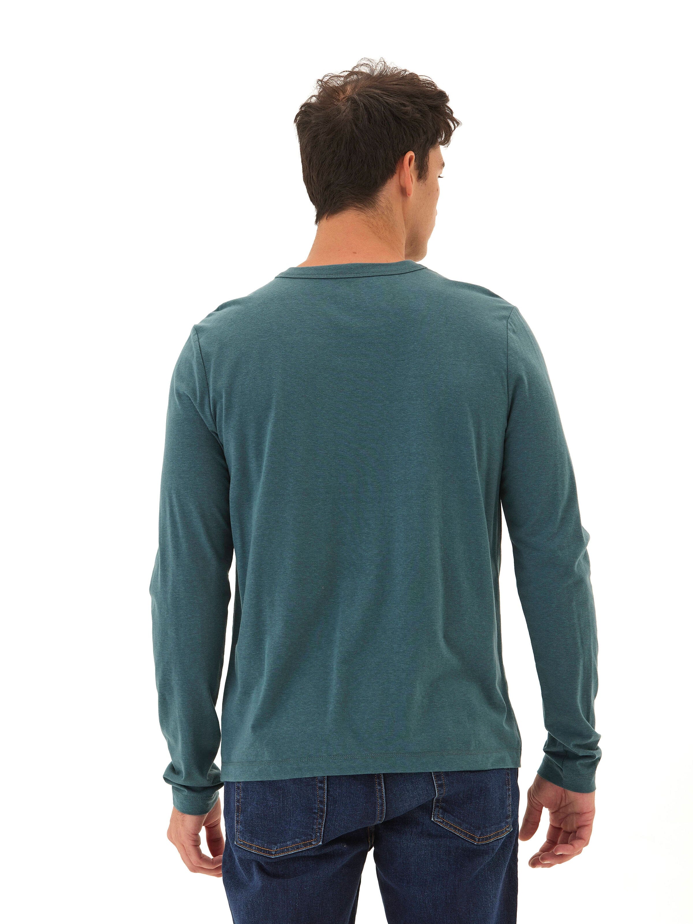 Triblend Long Sleeve Crew Neck Athletic Shirt for Everyday Wear