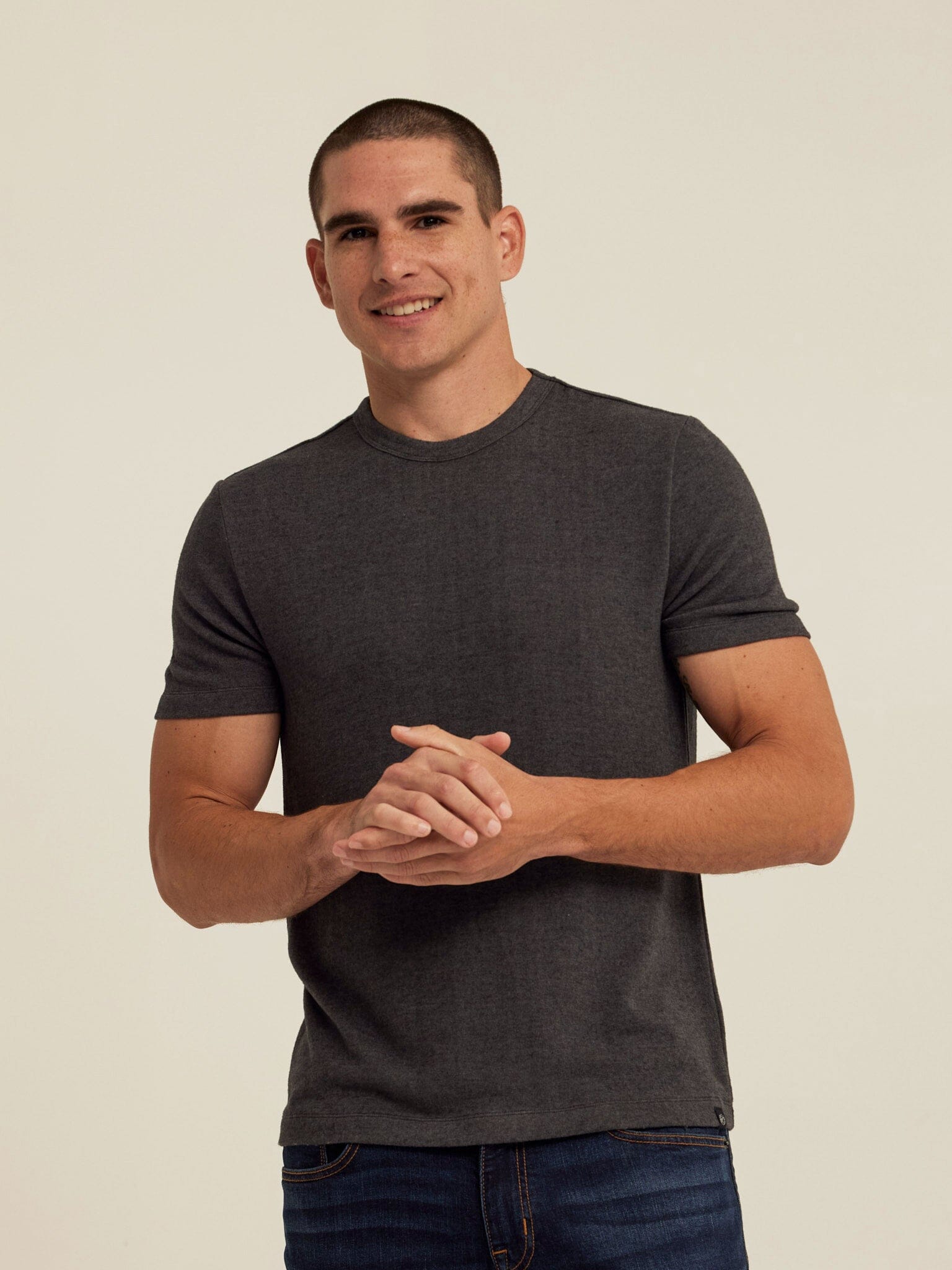 Gil Sweater Knit Short Sleeve Tee in Charcoal Grey