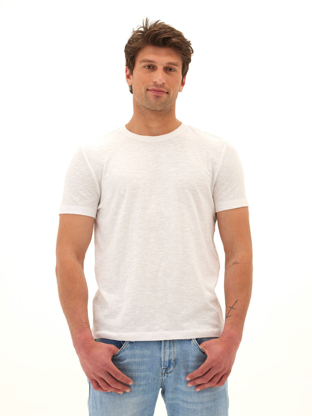 Men's Slub Linen Short Sleeve Crew Tee in White and Off-White