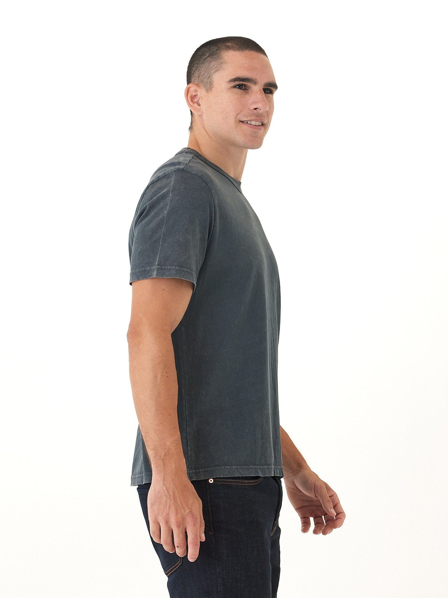 Mineral Wash Sunny Mountain Graphic Tee in Charcoal