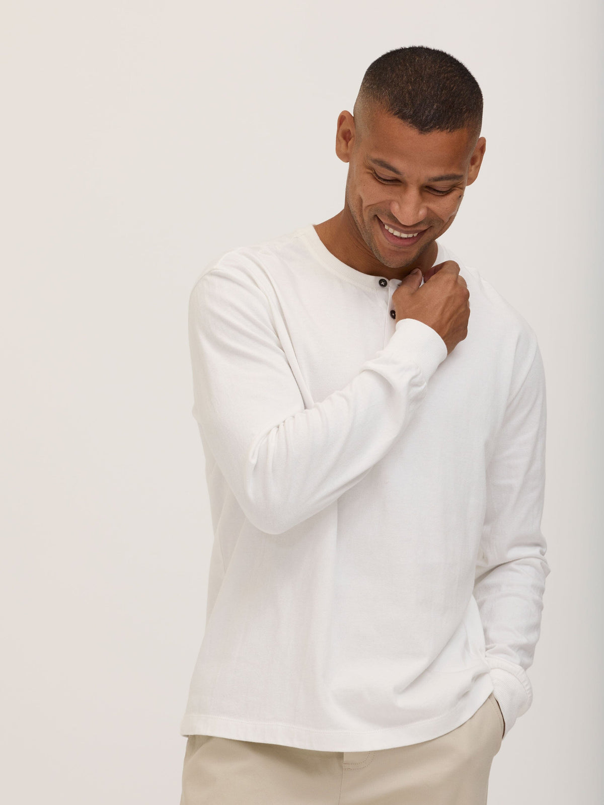 Doug Essential Jersey Long Sleeve 3-Button Henley