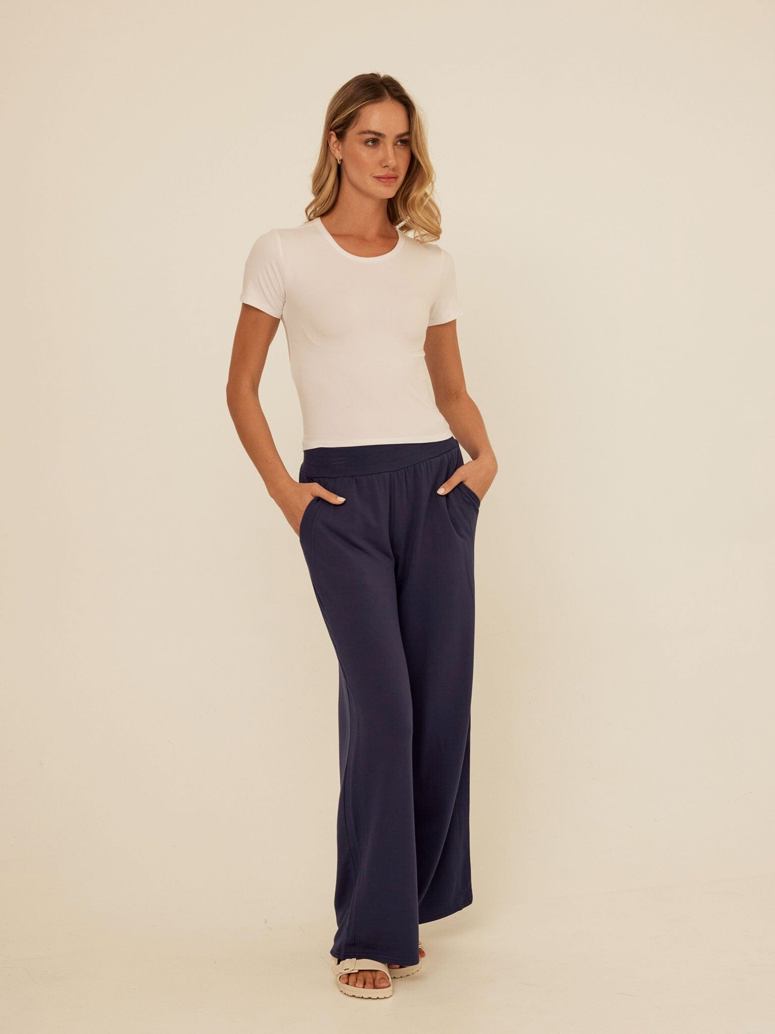 Core Feather Fleece Wide-Leg Sweatpant for Everyday Comfort