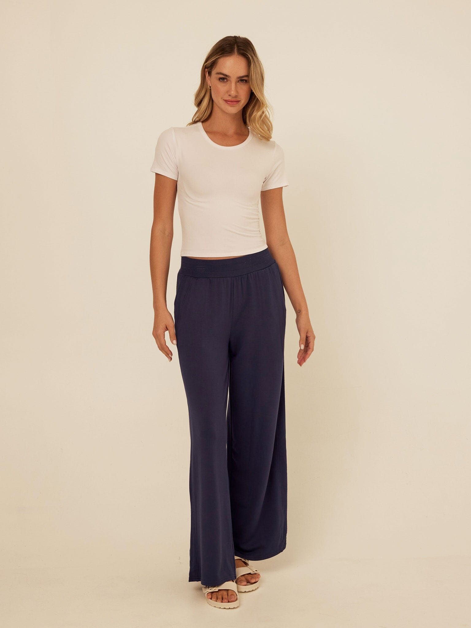 Core Feather Fleece Wide-Leg Sweatpant for Everyday Comfort