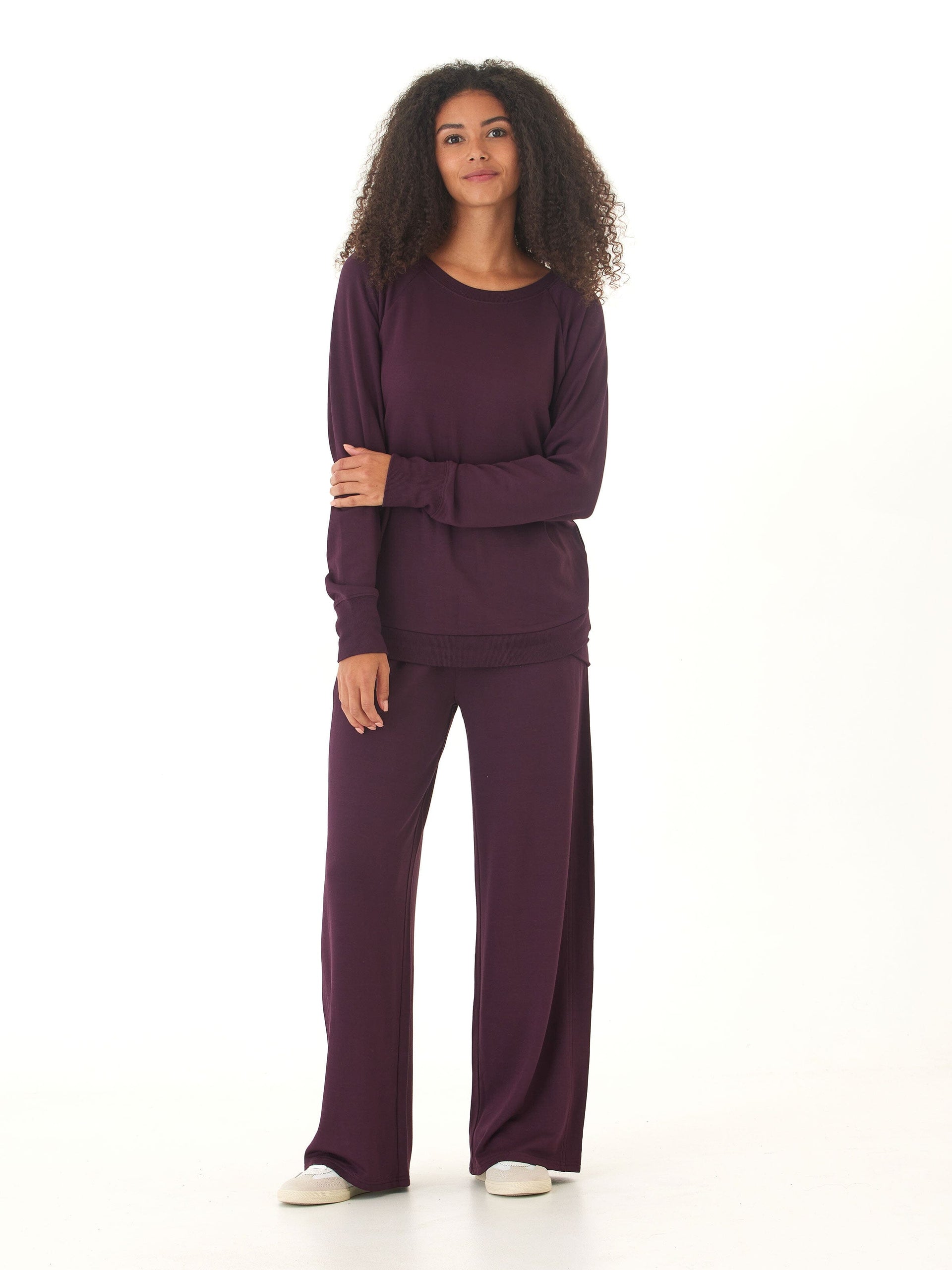 Core Feather Fleece Sweatpant – Soft Minimalist Jogger