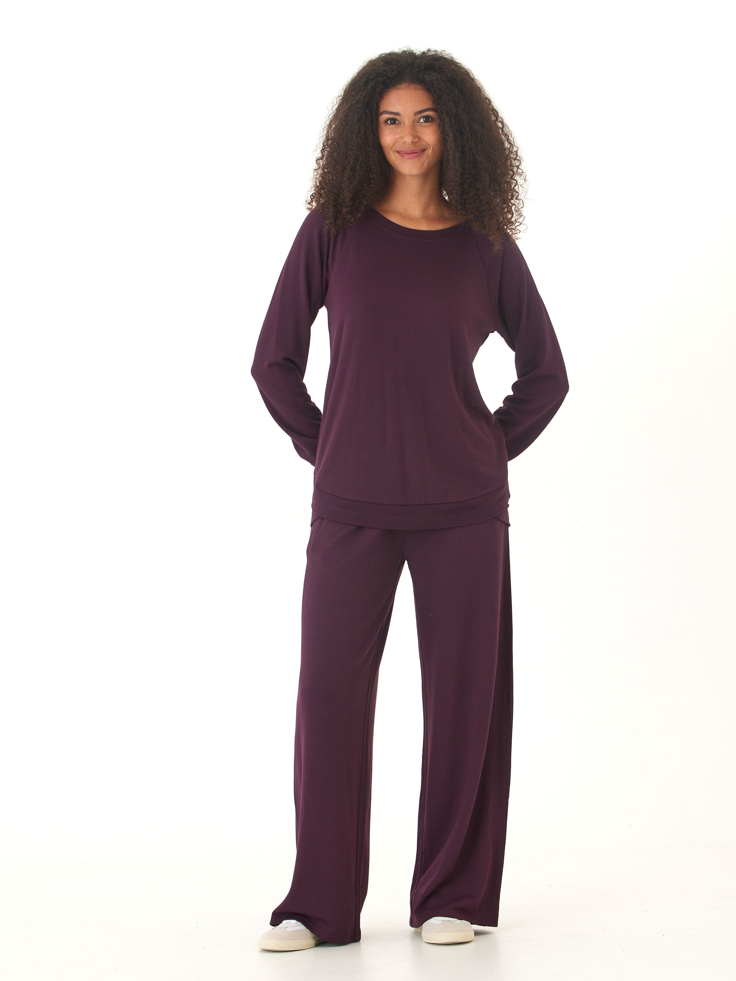 Core Feather Fleece Sweatpant – Soft Minimalist Jogger