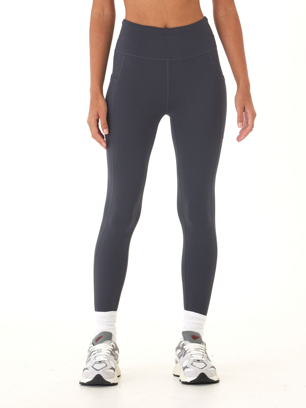 Women's Comfort Fit Ankle Length Pocket Legging in Charcoal Grey