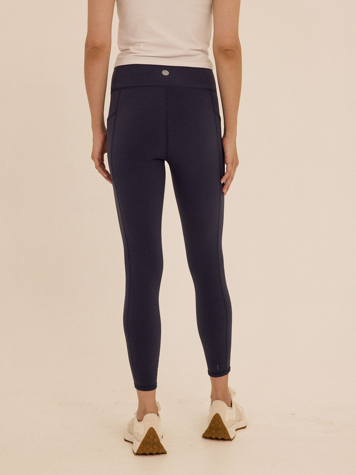Comfort Fit Ankle Length Pocket Legging