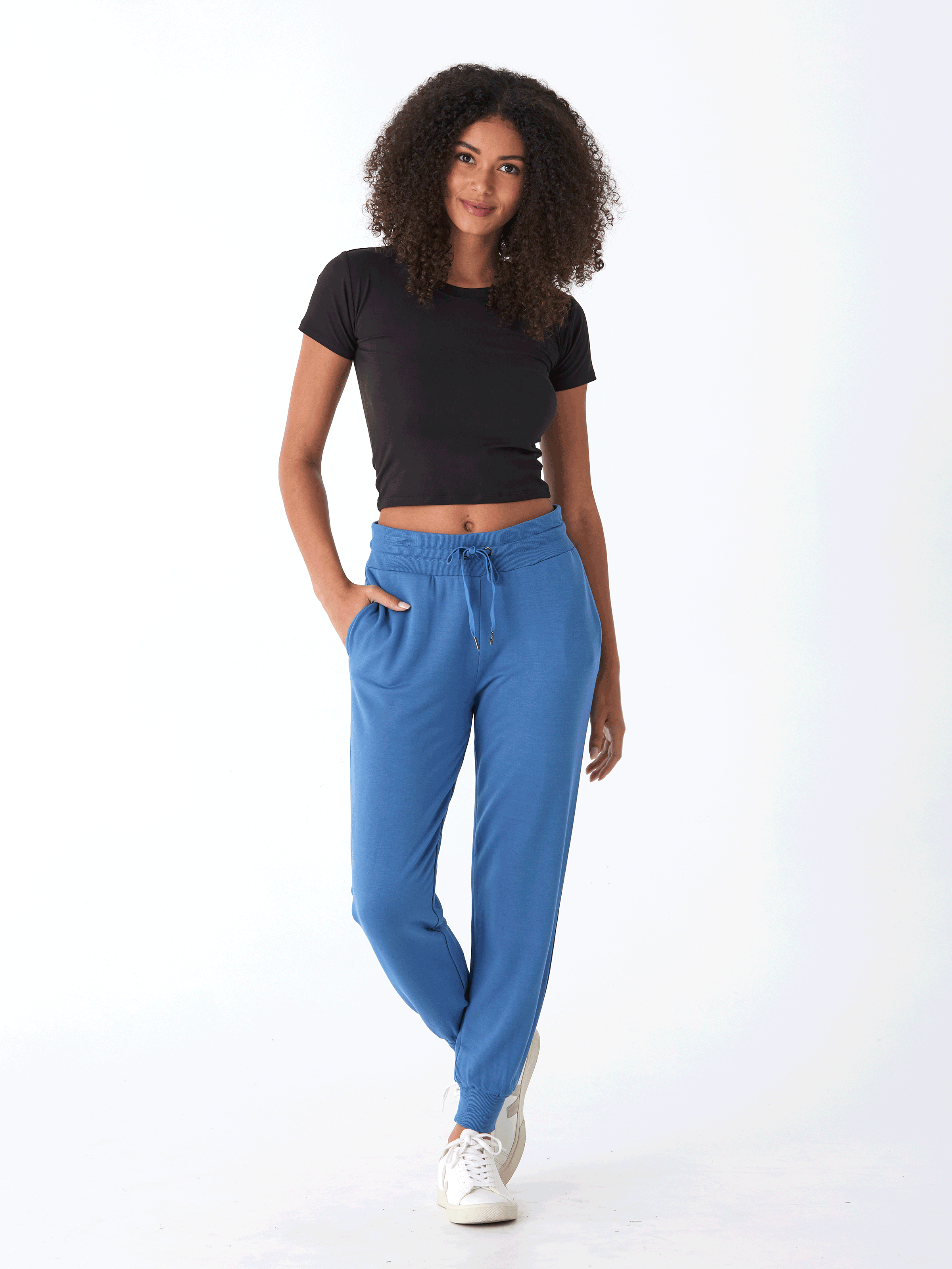Women's Core Feather Fleece Jogger in Vibrant Mid-Tone Blue