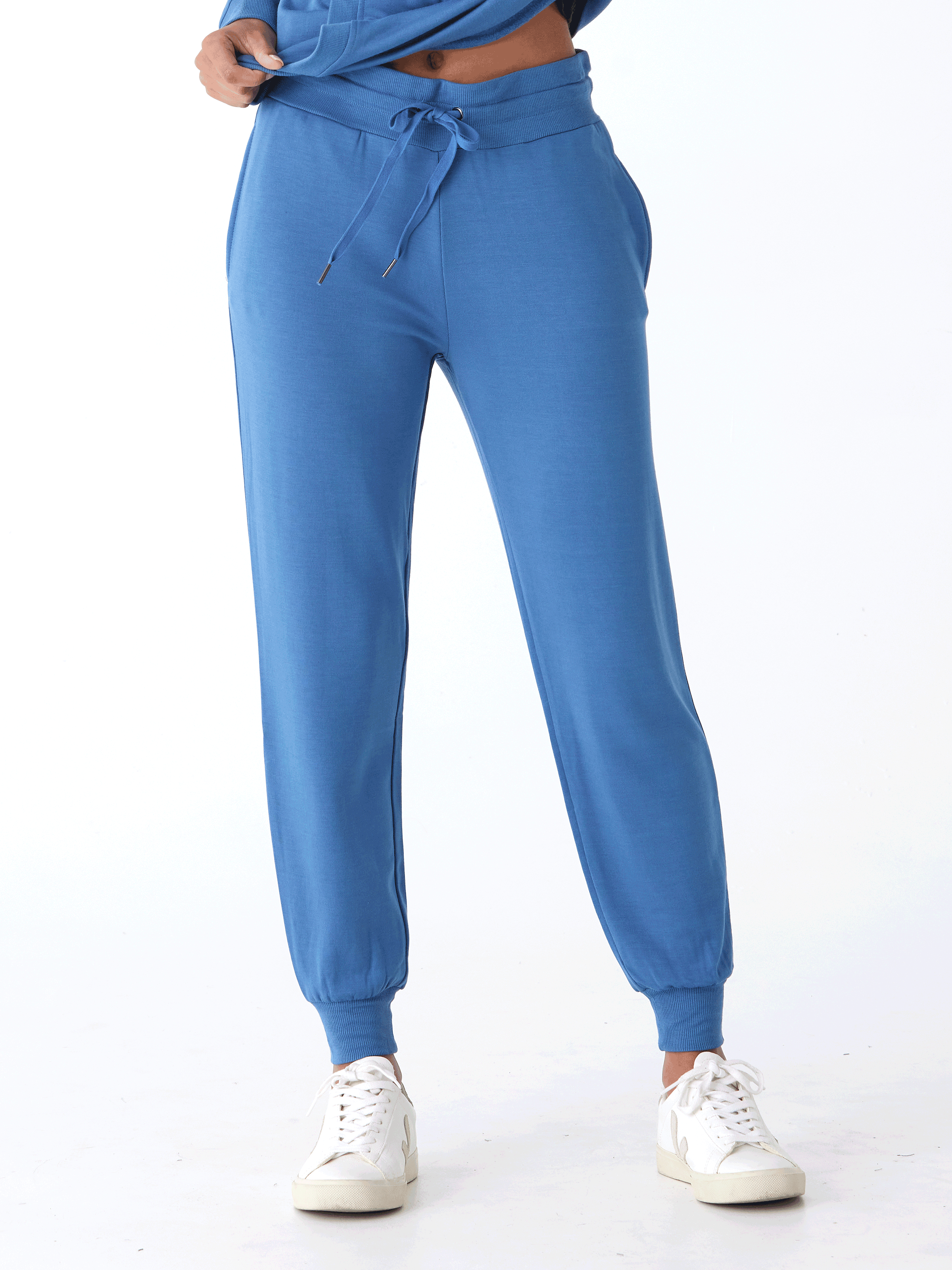 Women's Core Feather Fleece Jogger in Vibrant Mid-Tone Blue