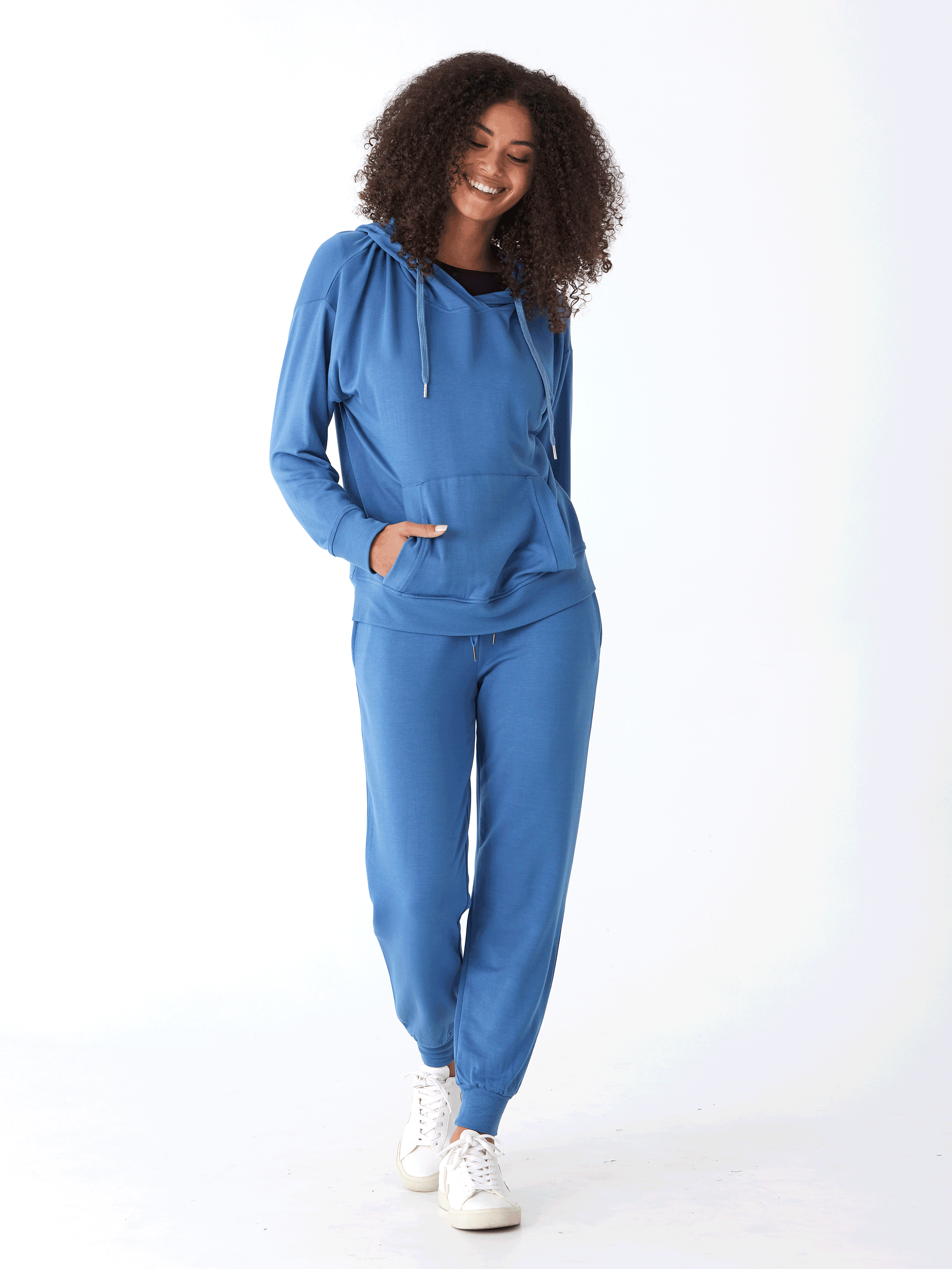 Women's Core Feather Fleece Jogger in Vibrant Mid-Tone Blue