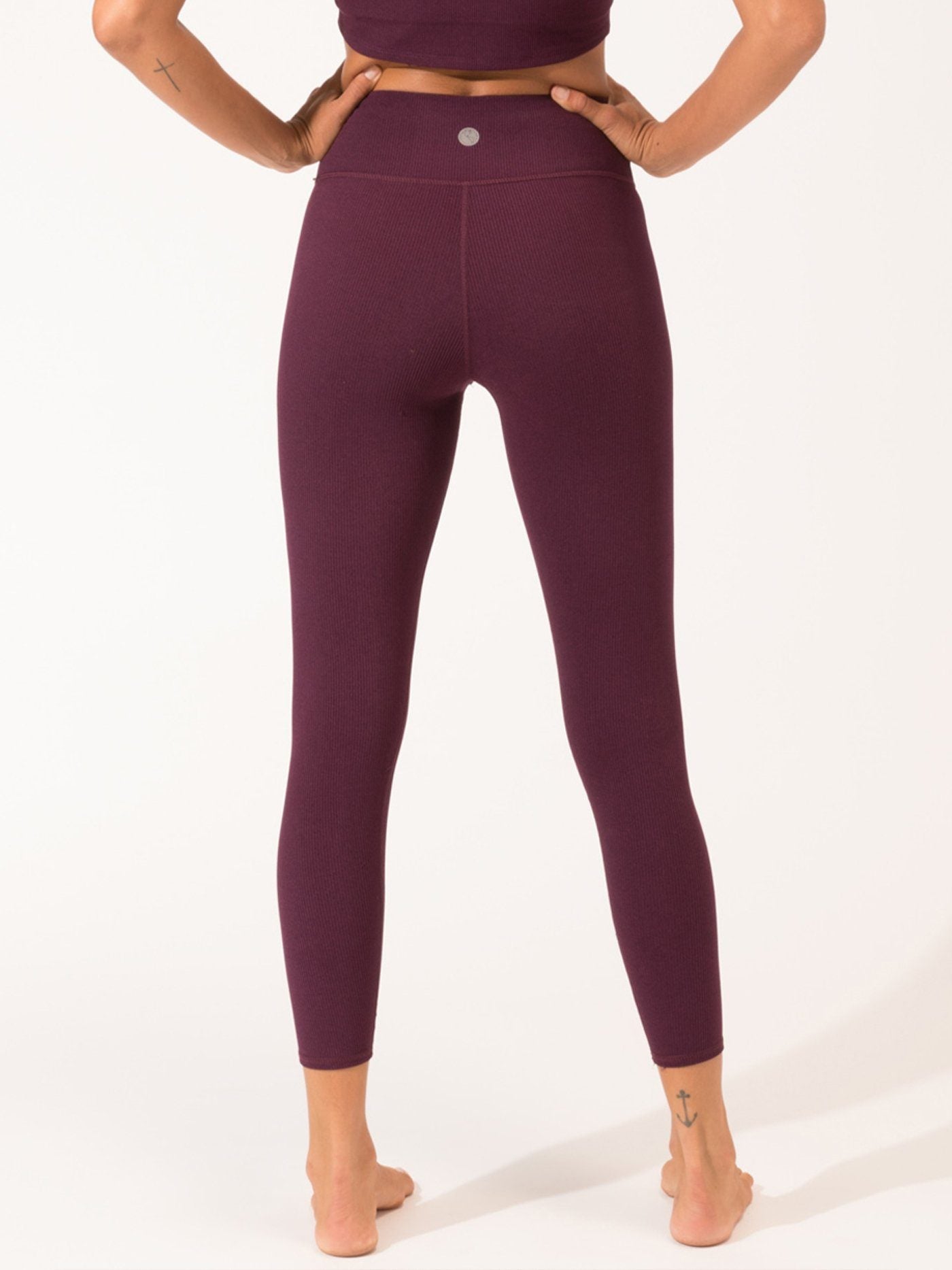 Arielle High-Waist 7/8 Rib Legging in Burgundy - Sporty Activewear