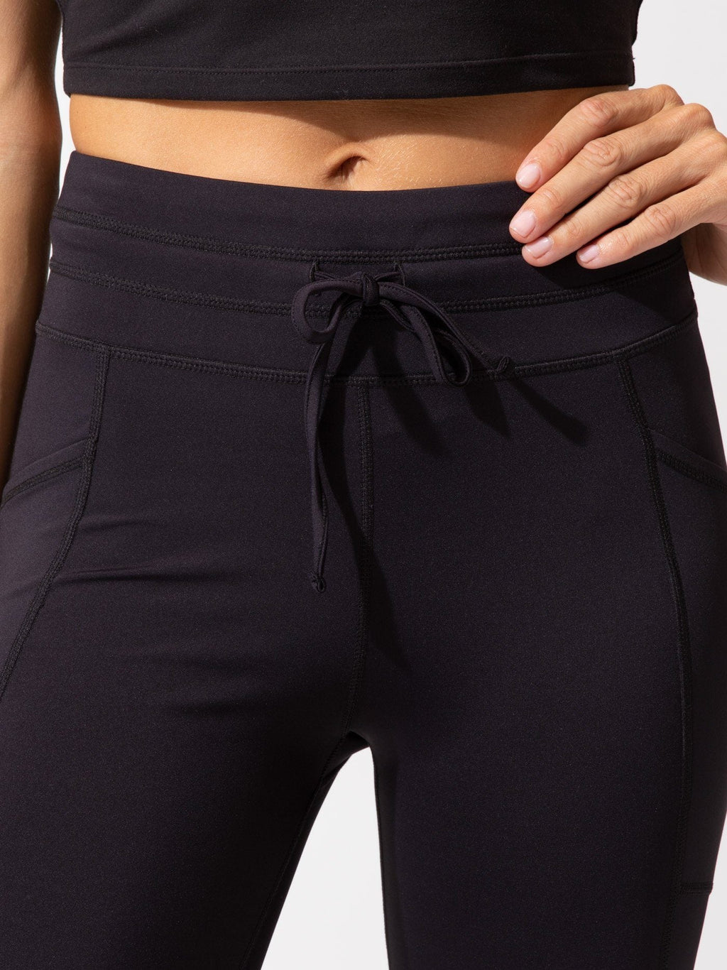 Rhoda Sport 7/8 Jogger Leggings in Black