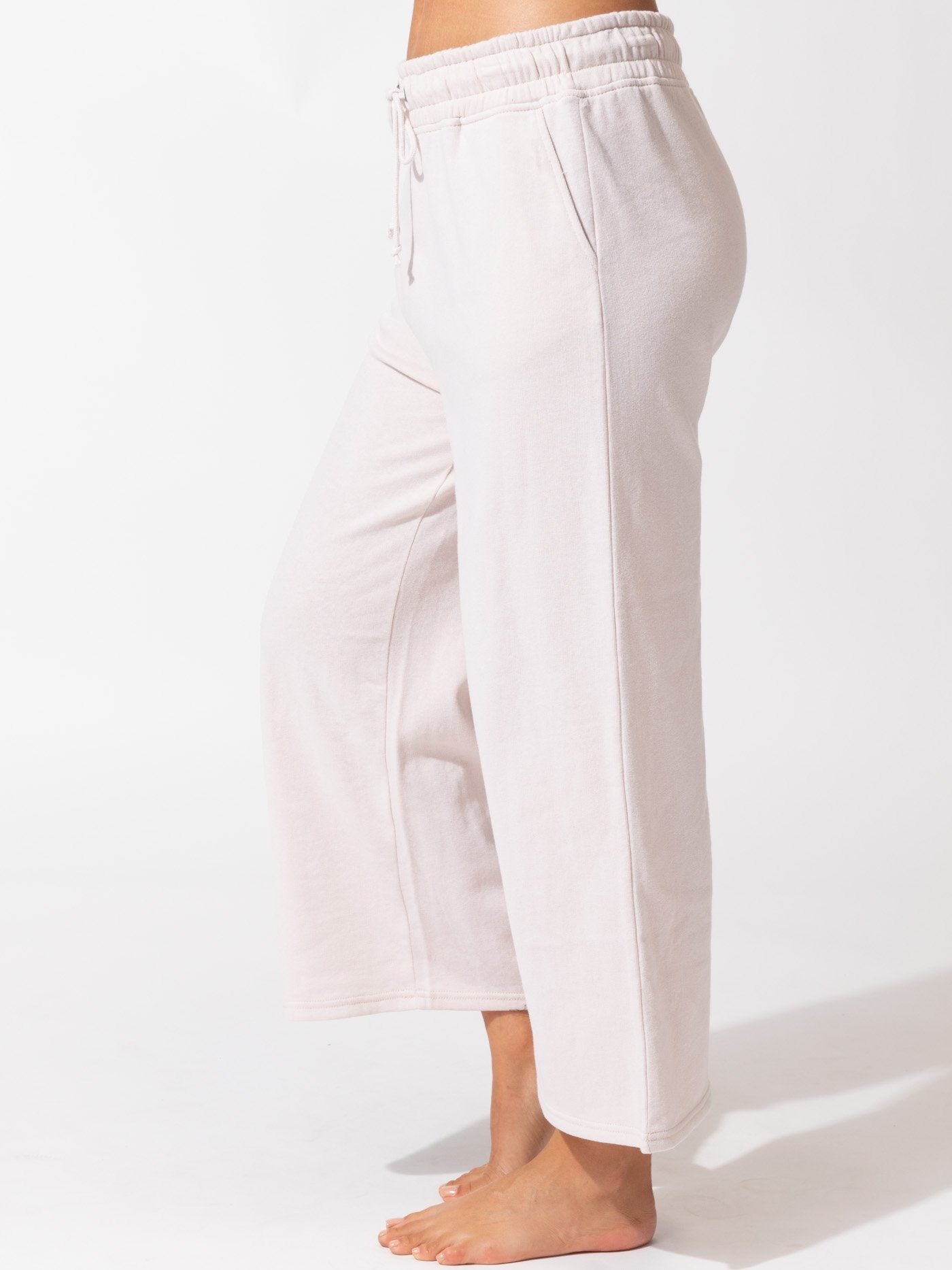 Haisley Women's Wide-Leg Crop Knit Pant in Pale Pink