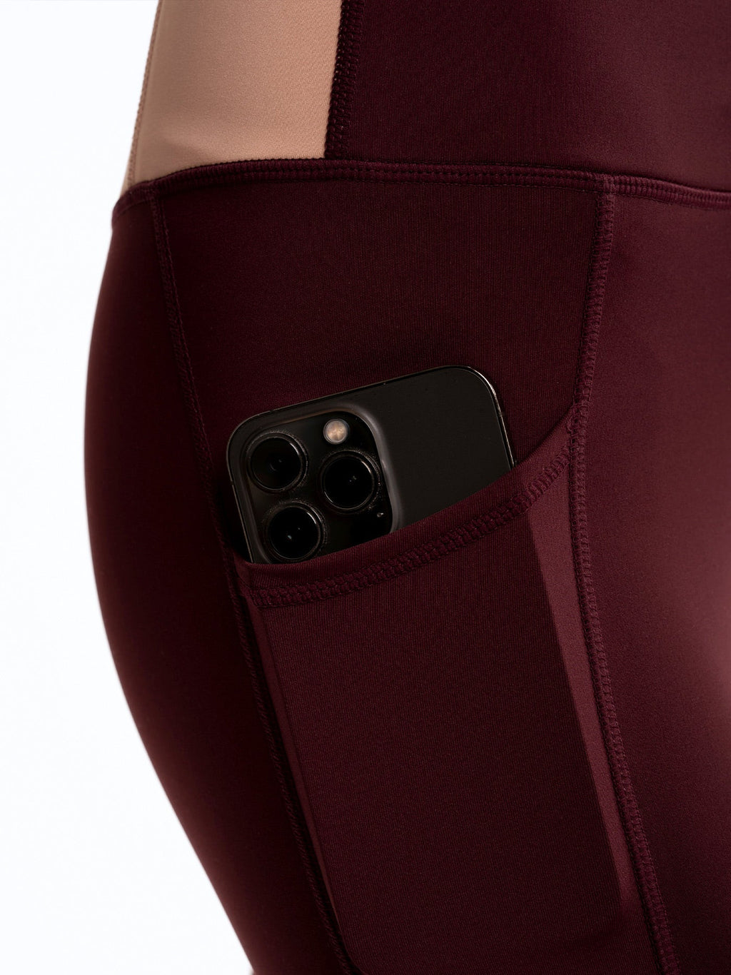 Saskia Colorblock High-Rise Ankle Legging in Burgundy and Blush