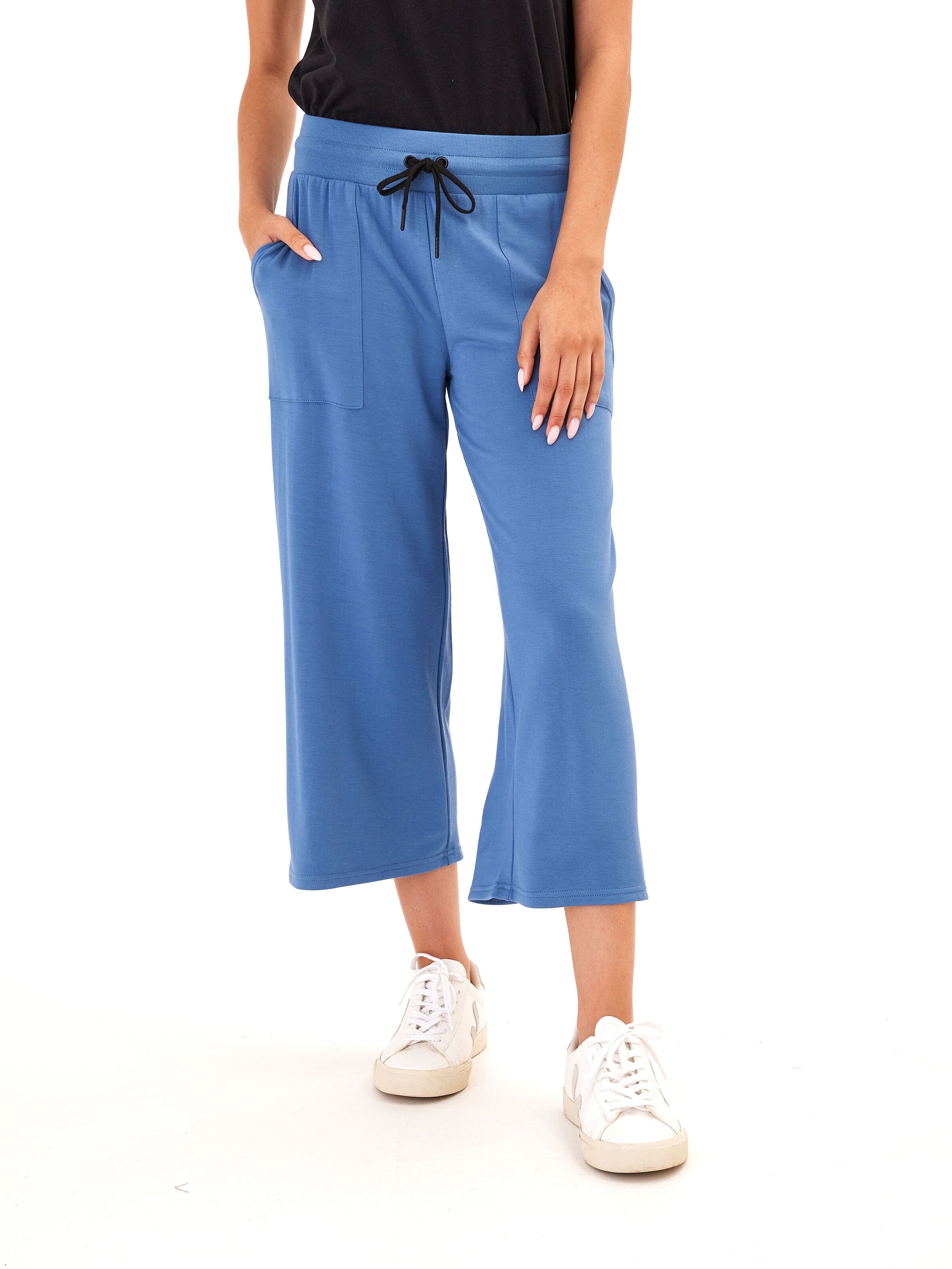 Feather Fleece Wide Leg Crop Pant in Blue