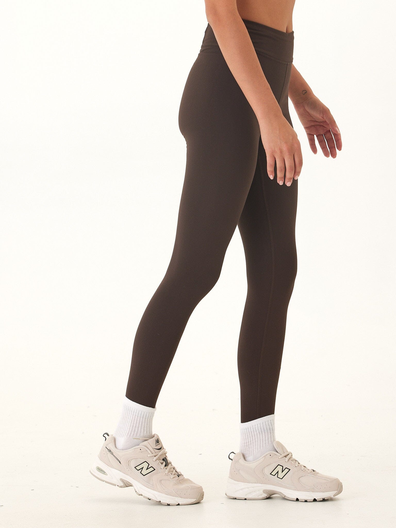 Elena High Rise 7/8 Legging in Espresso