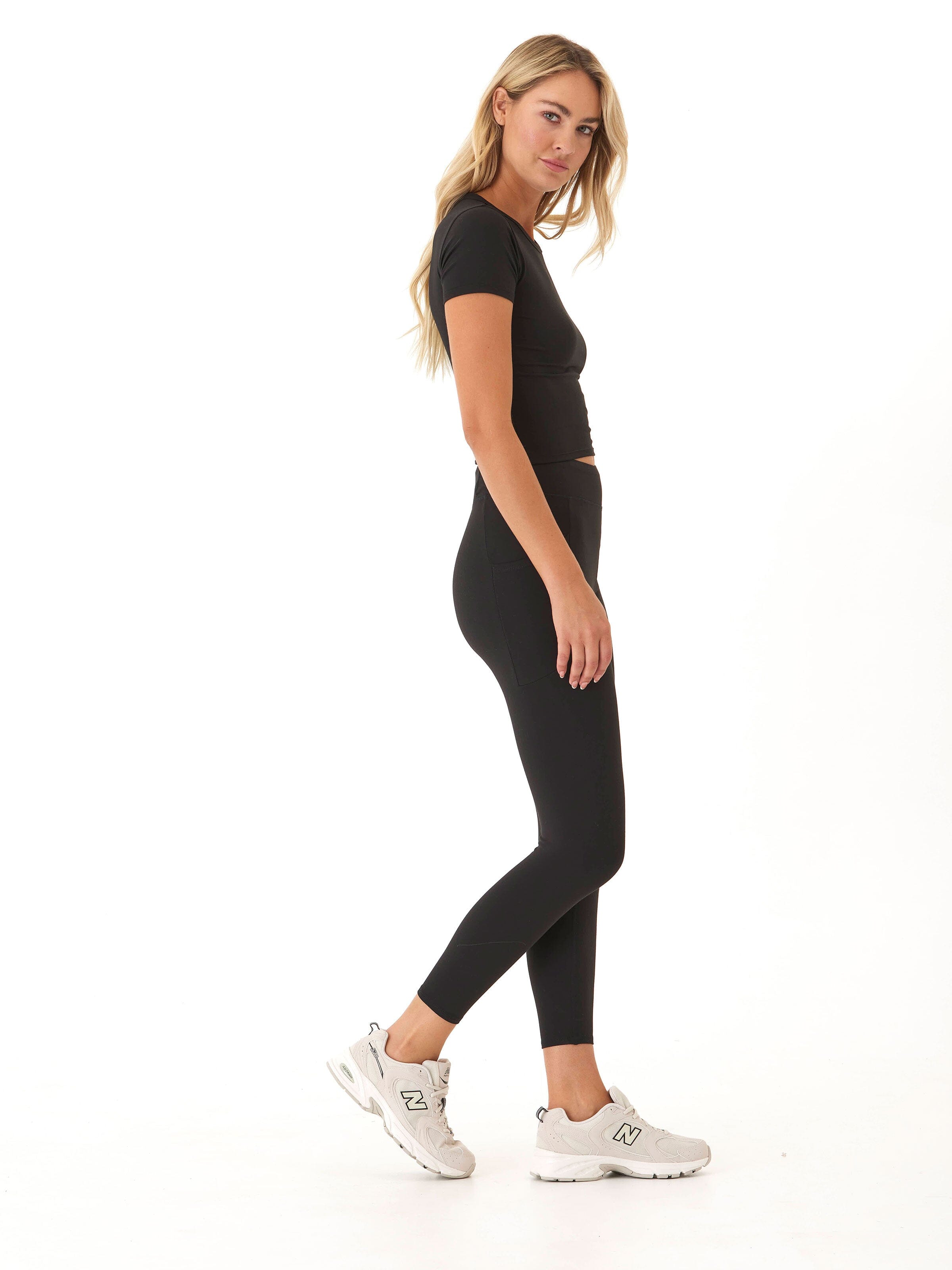 Elena High Rise Pocket 7/8 Legging - Black Performance Leggings