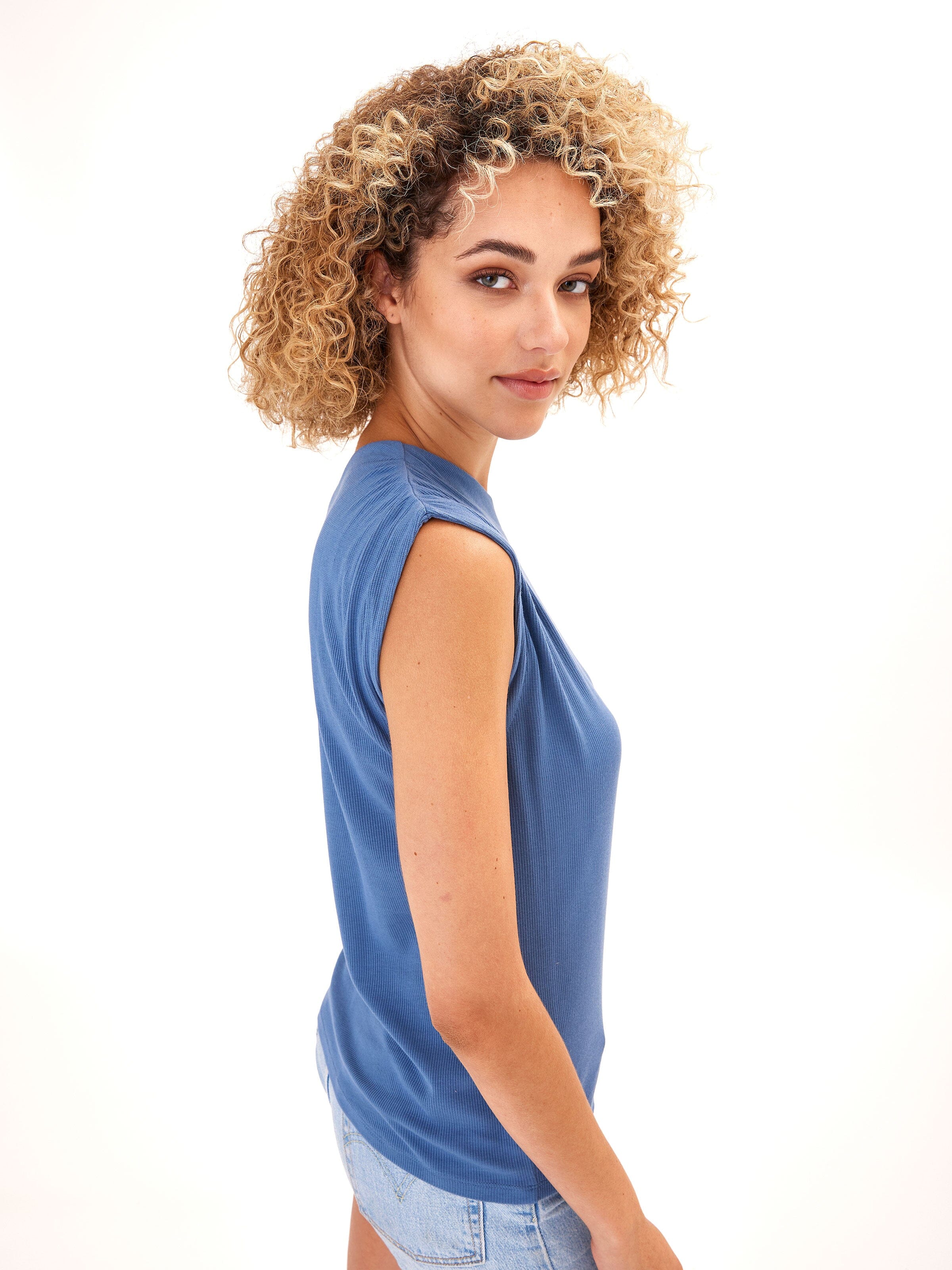 Leoni Feather Rib Short Sleeve Off-Shoulder Top in Cornflower Blue