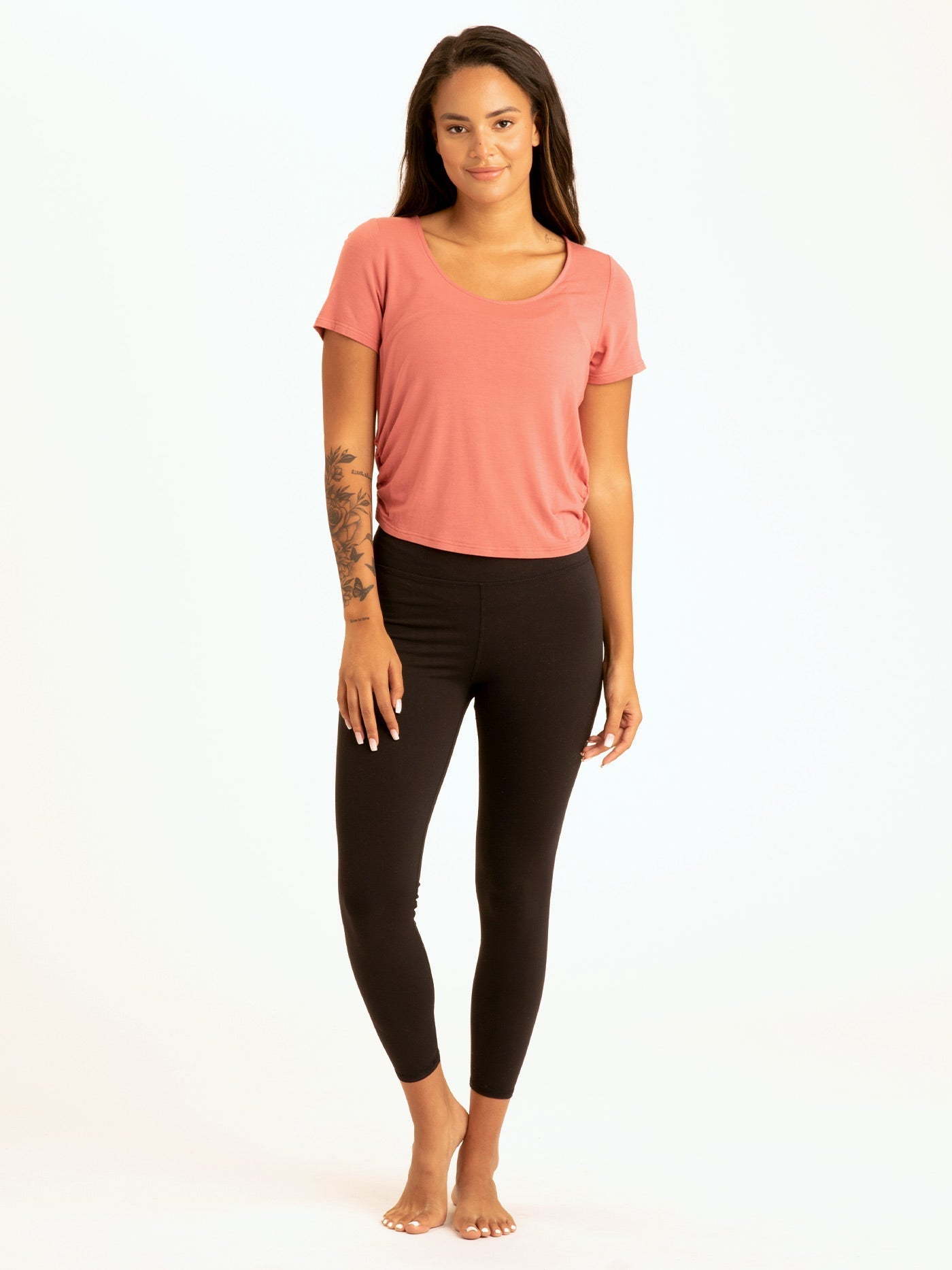 Deena Ruched Shirttail Cropped Tee in Dusty-Rose