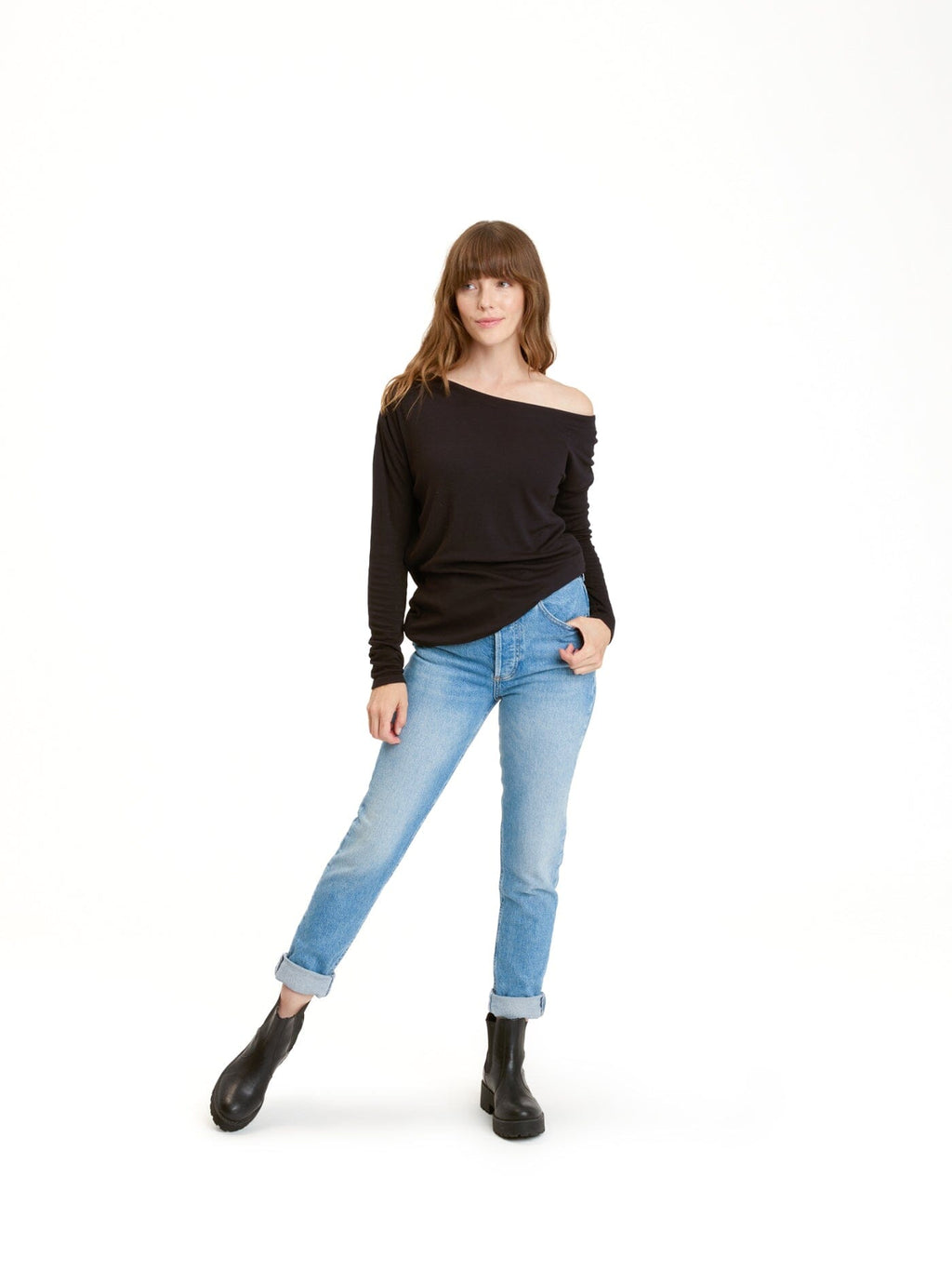 Leoni Feather Rib Long Sleeve Off-Shoulder Top