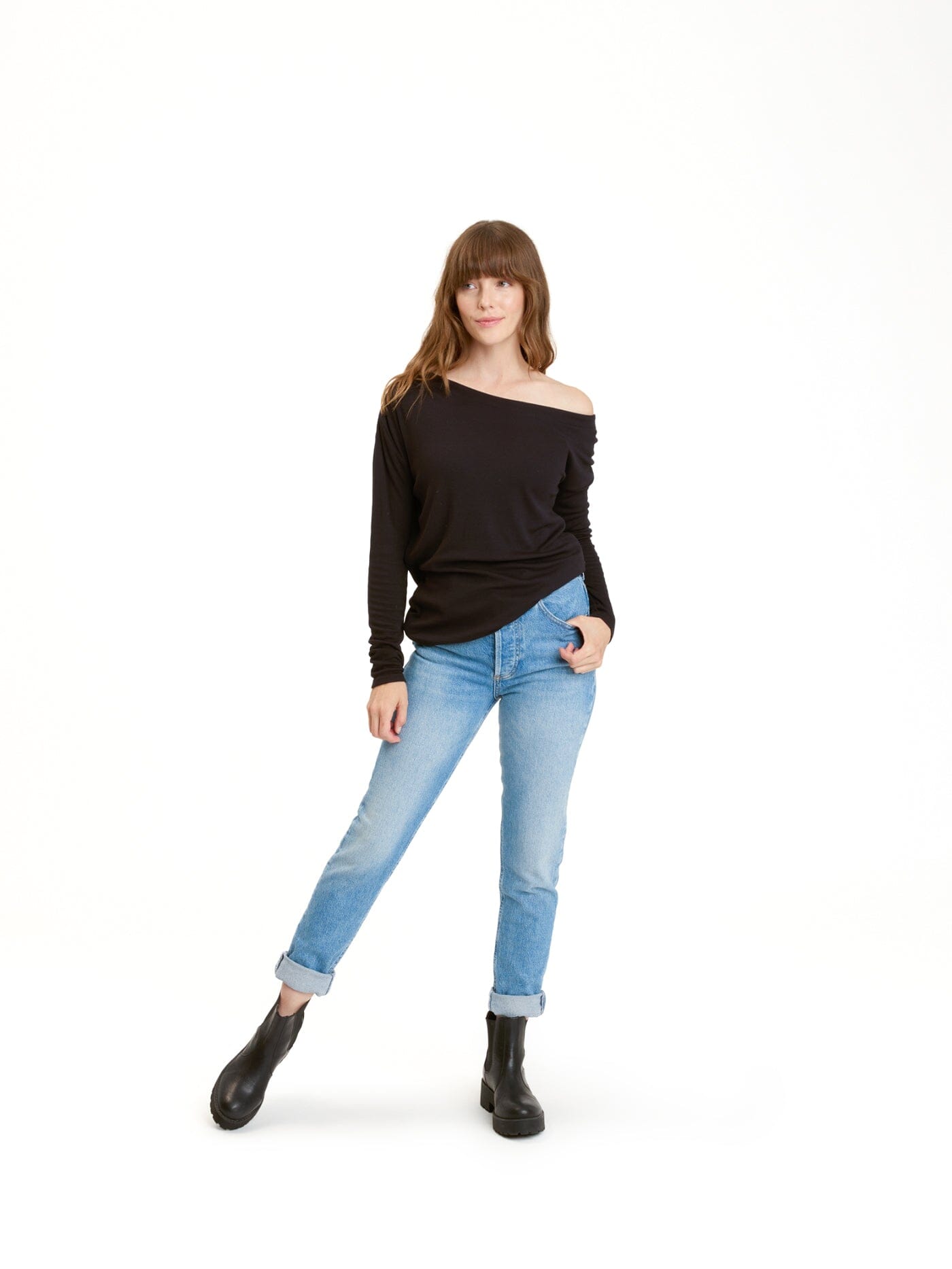 Leoni Feather Rib Long Sleeve Off-Shoulder Top