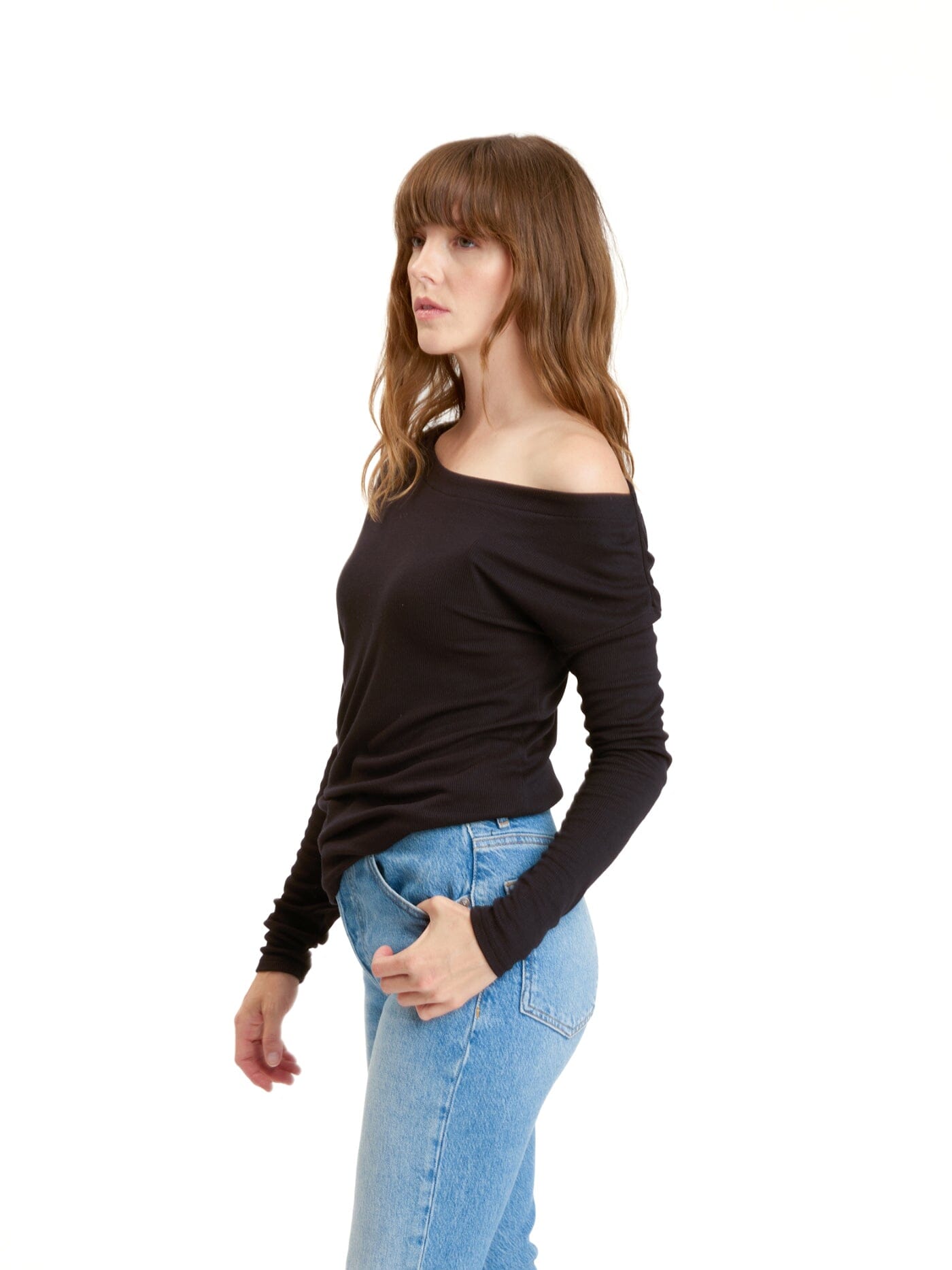 Leoni Feather Rib Long Sleeve Off-Shoulder Top