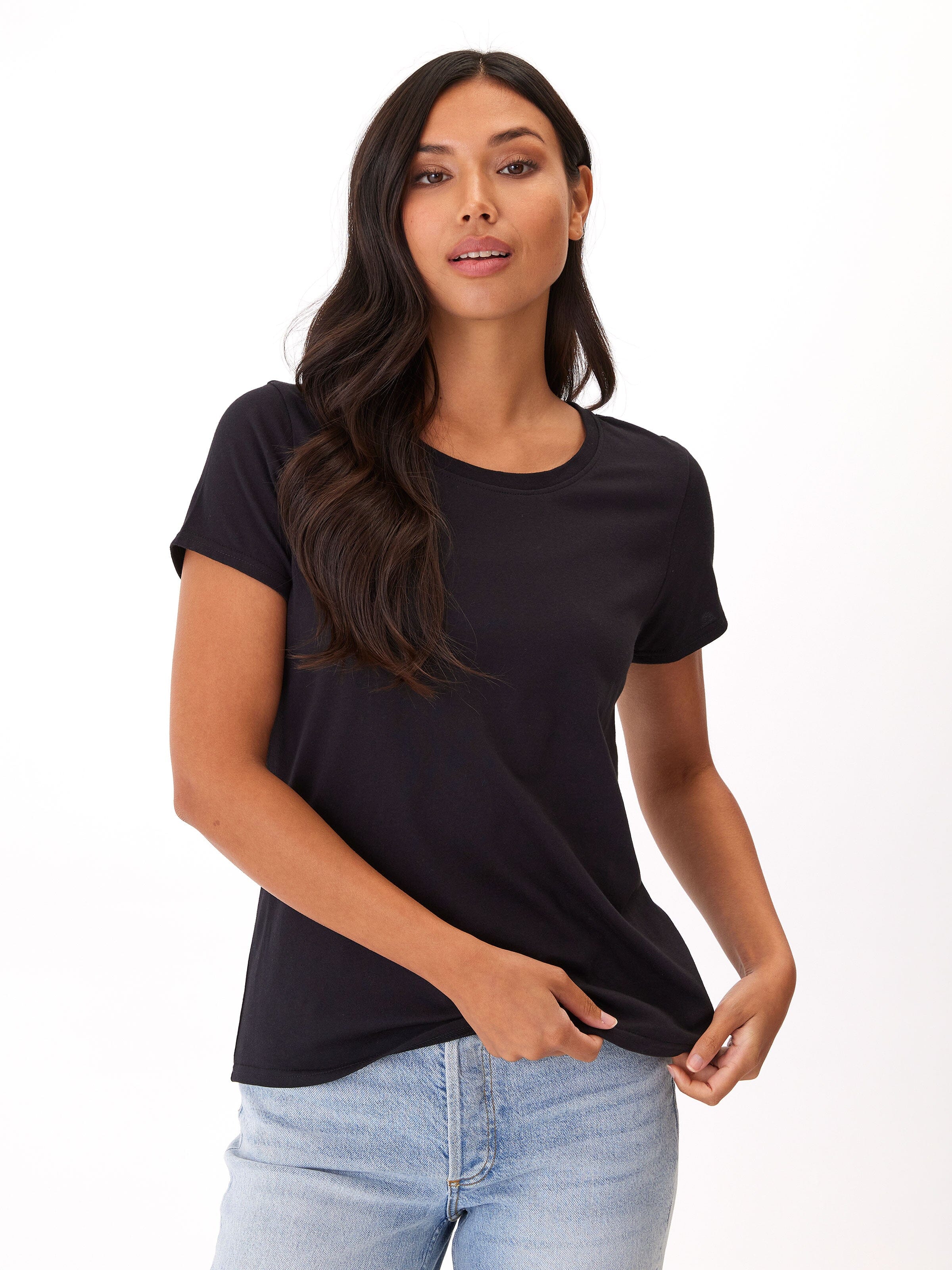 Odette Organic Cotton Crew Tee – Women’s Essential Black Staple