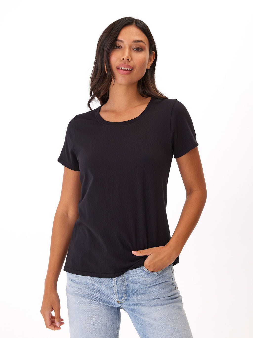 Odette Organic Cotton Crew Tee – Women’s Essential Black Staple