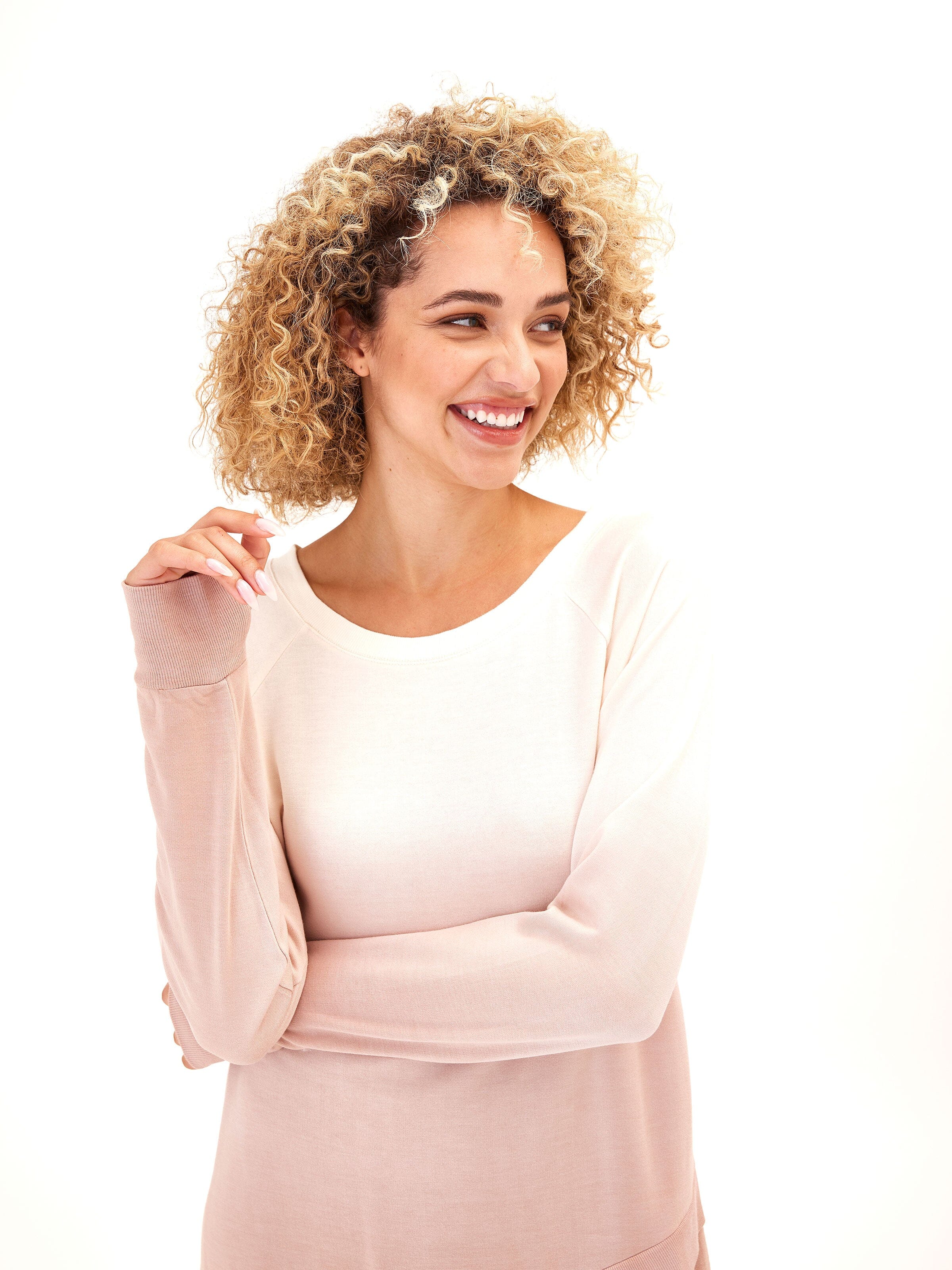 Leanna Feather Fleece Tunic – Women’s Soft Tulip-Hem Sweatshirt
