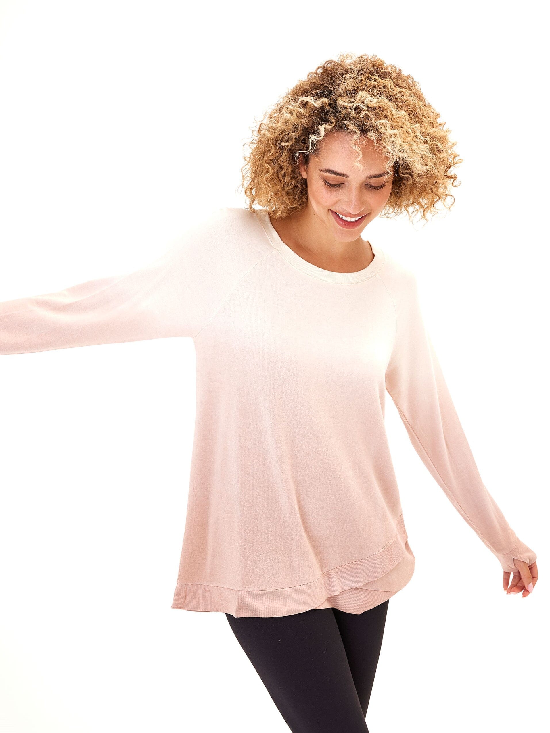 Leanna Feather Fleece Tunic – Women’s Soft Tulip-Hem Sweatshirt