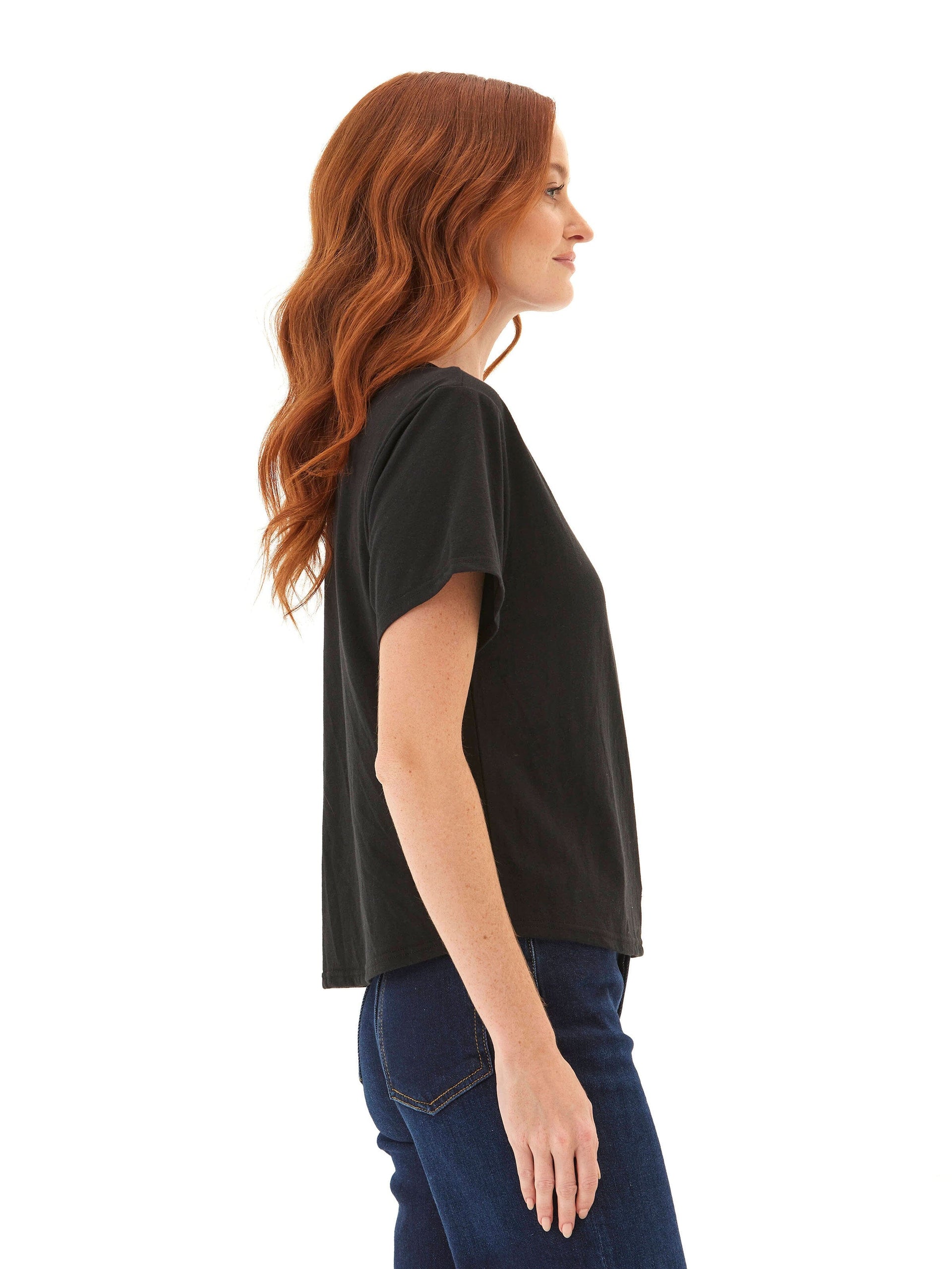 Core Triblend Jersey Pocket Tee – Women’s Relaxed Black Crew Neck