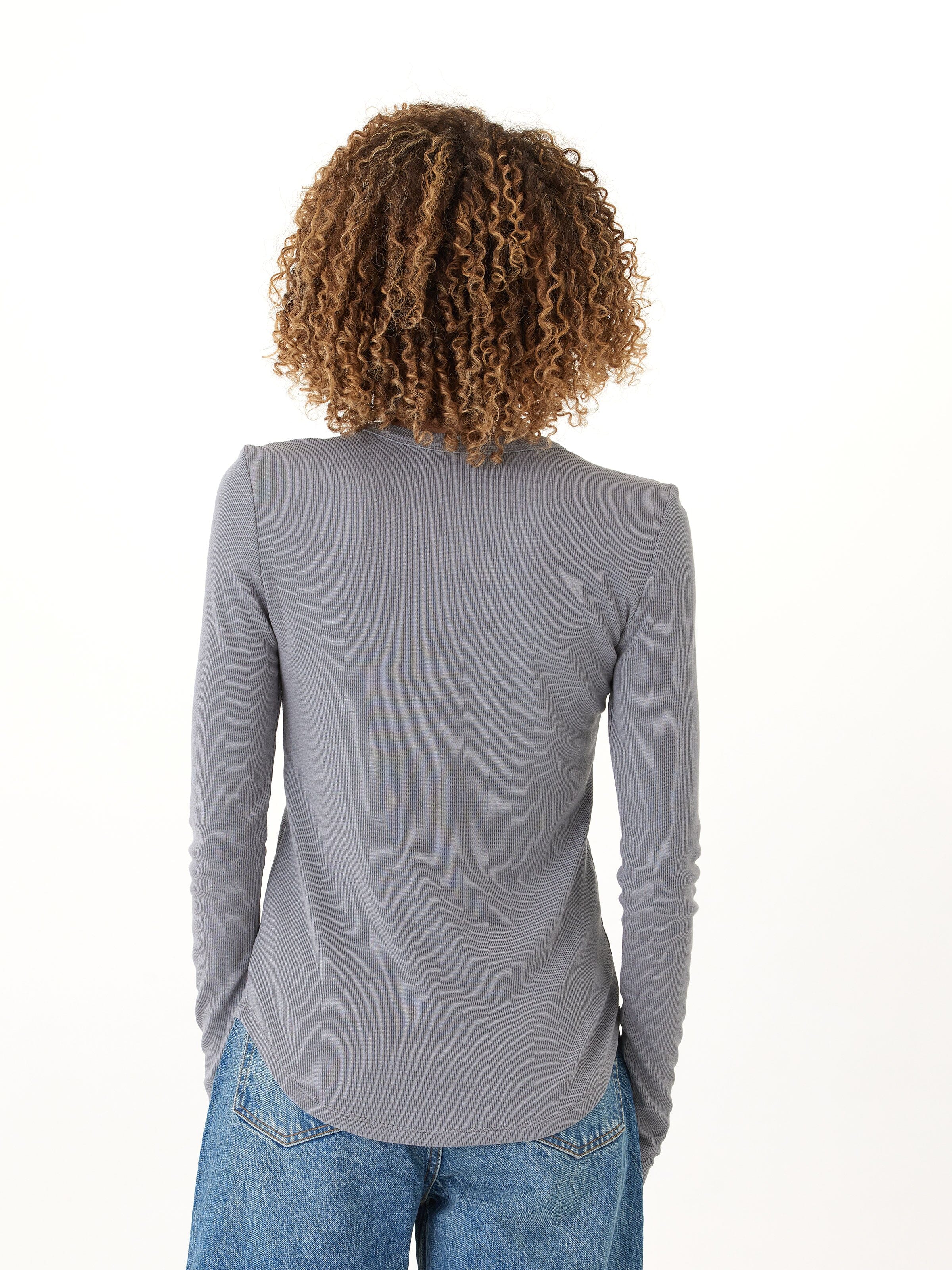 Torri Feather Rib Long Sleeve Crew Tee in Grey