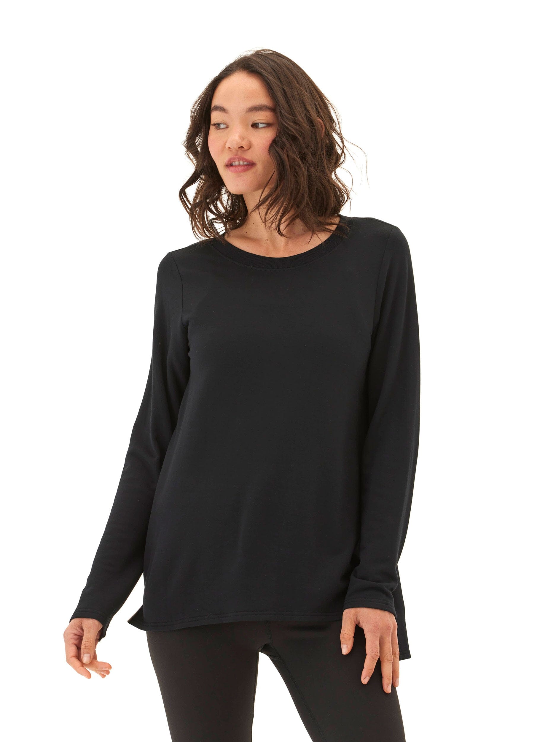 Feather Fleece Step-Hem Tunic Sweatshirt in Black