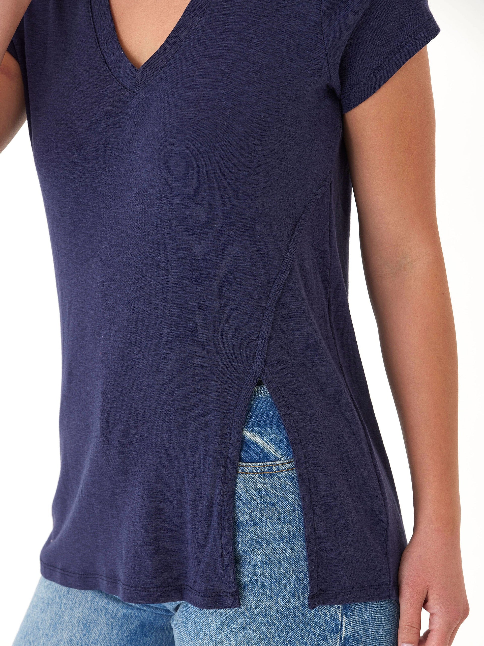 Agatha V-Neck Slub Jersey Tee with Side Slits in Navy Blue