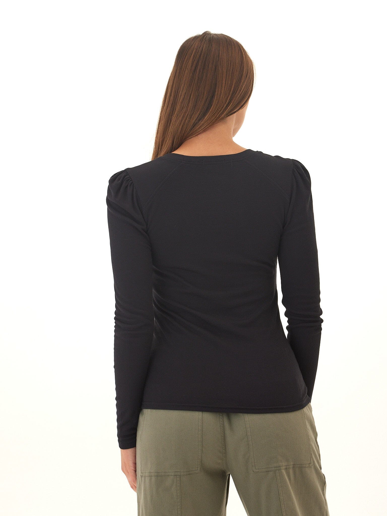 Nimia Feather Rib Puff Shoulder Top in Black
