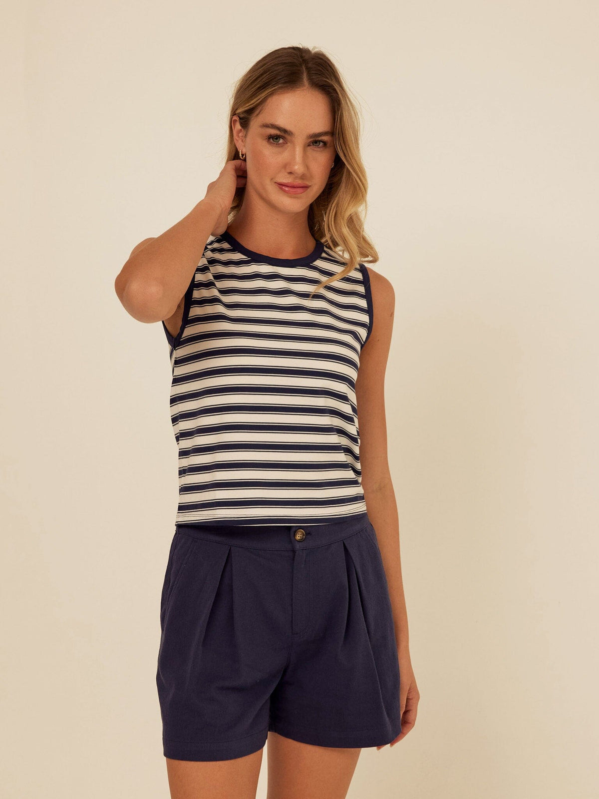 Selene Stretch Twill Pleated Short