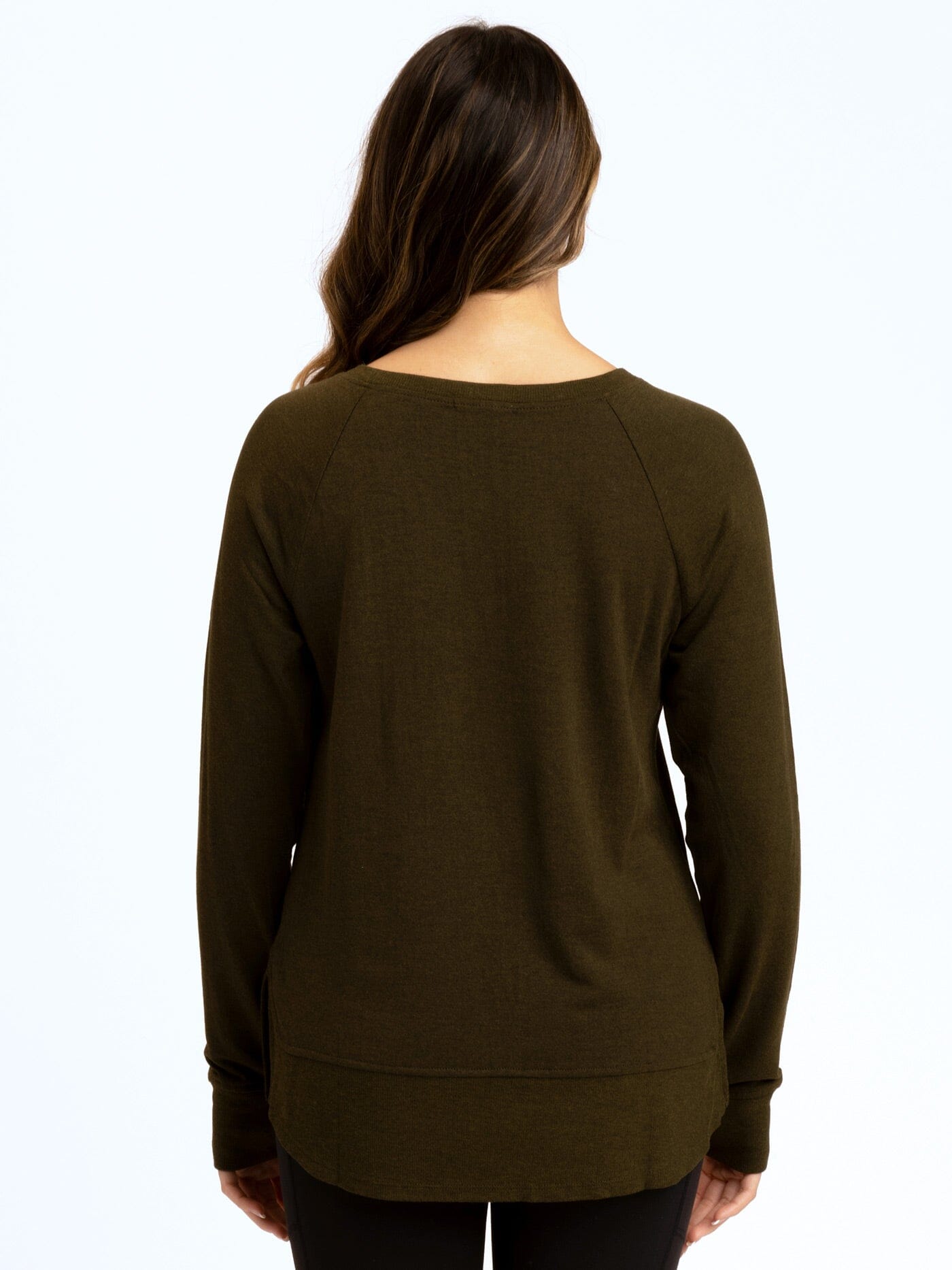 Leelu Feather Fleece Raglan Pullover in Olive Green